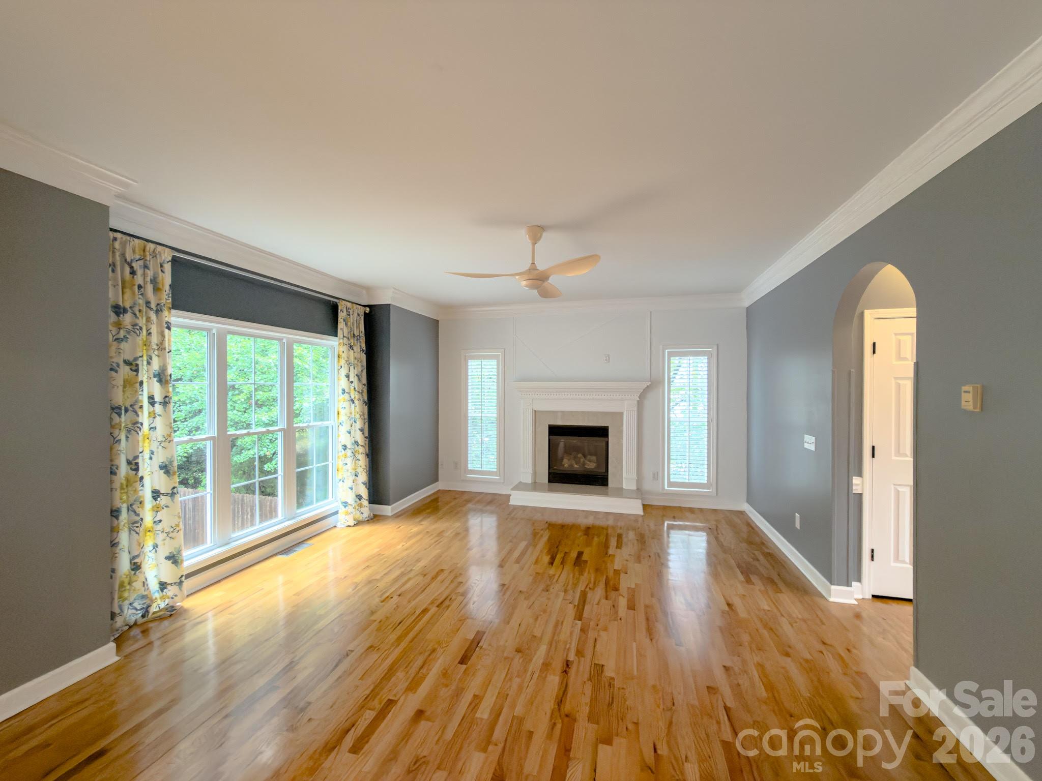 5780 Crown Terrace Property Photo 9