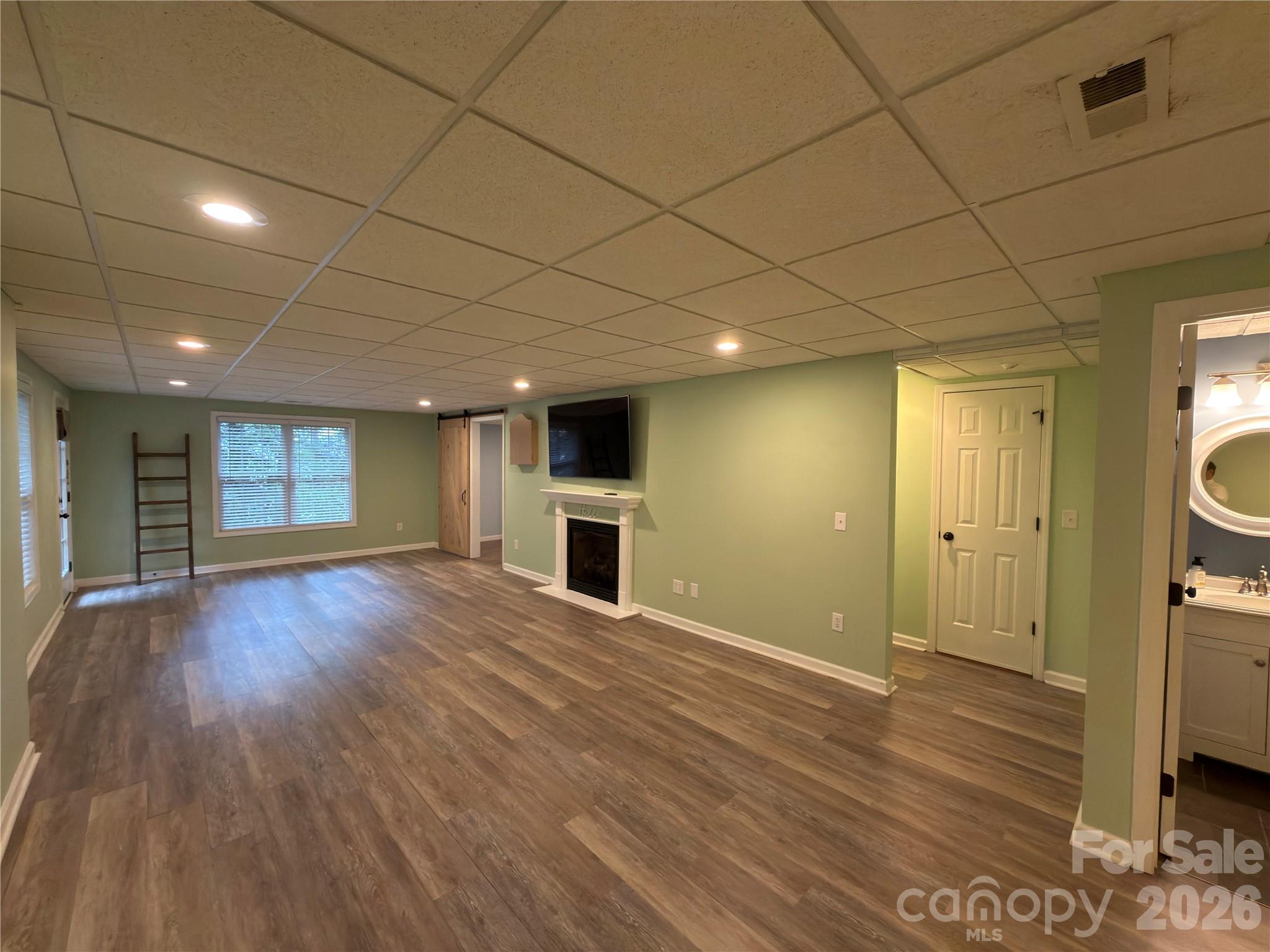 5780 Crown Terrace Property Photo 28