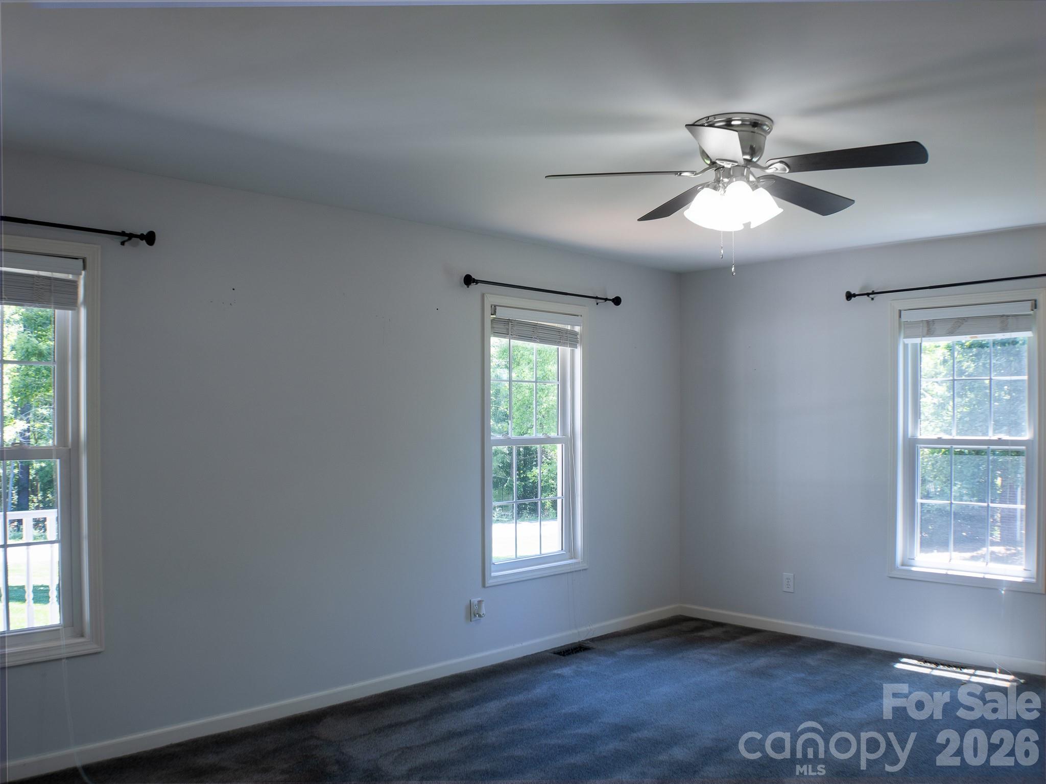 305 Imperial Way Property Photo 6