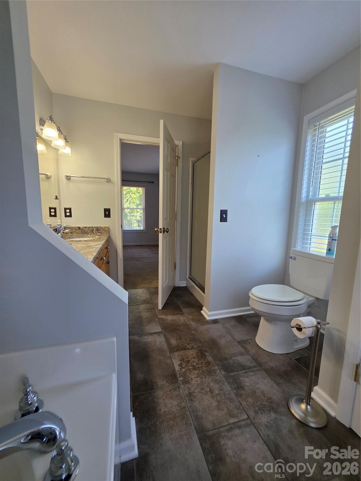 305 Imperial Way Property Photo 14