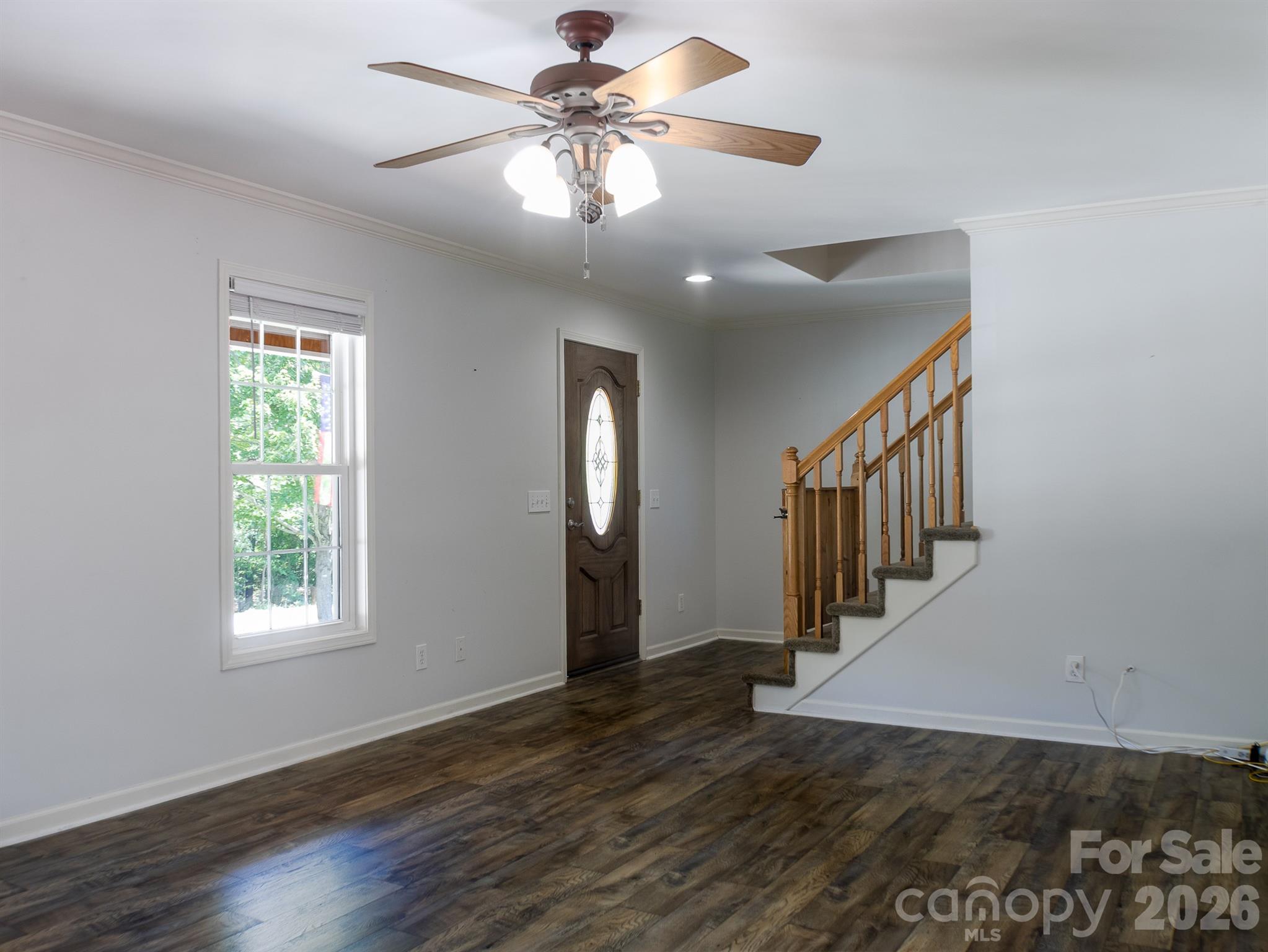 305 Imperial Way Property Photo 18