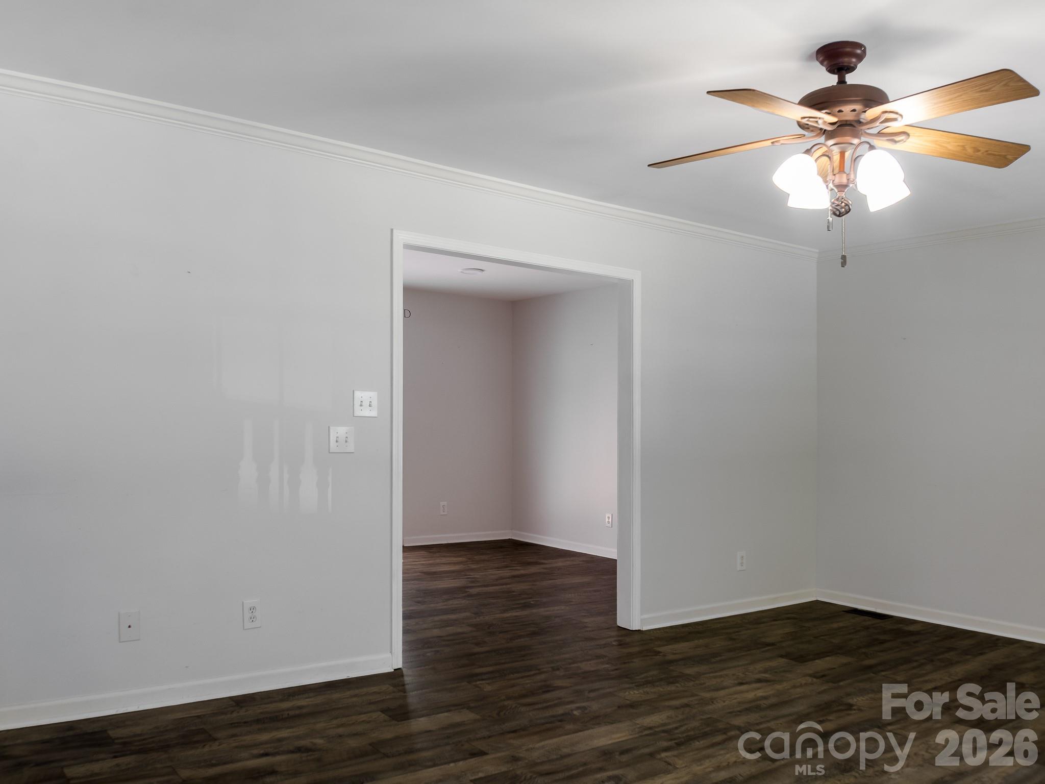 305 Imperial Way Property Photo 20