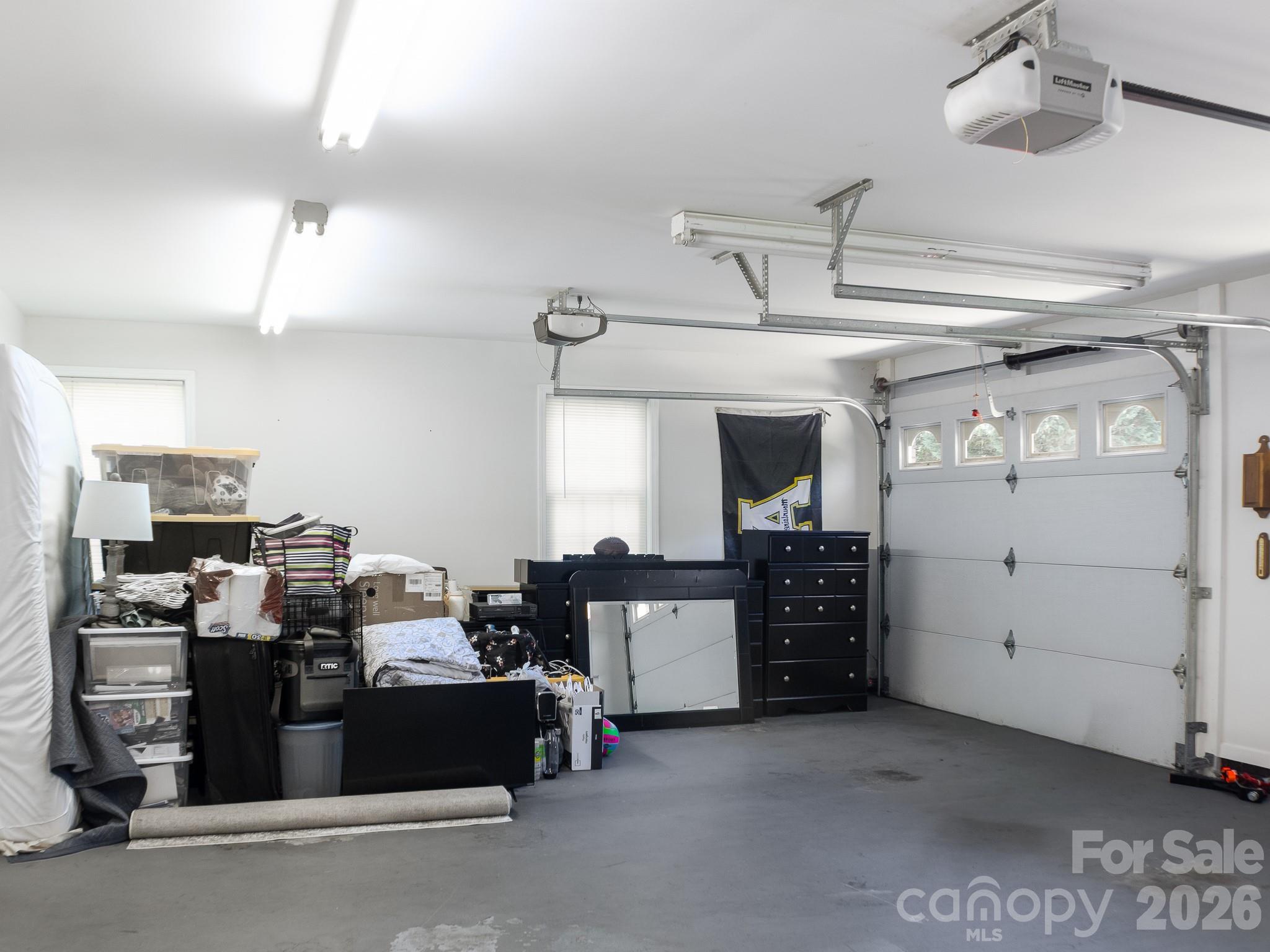 305 Imperial Way Property Photo 23