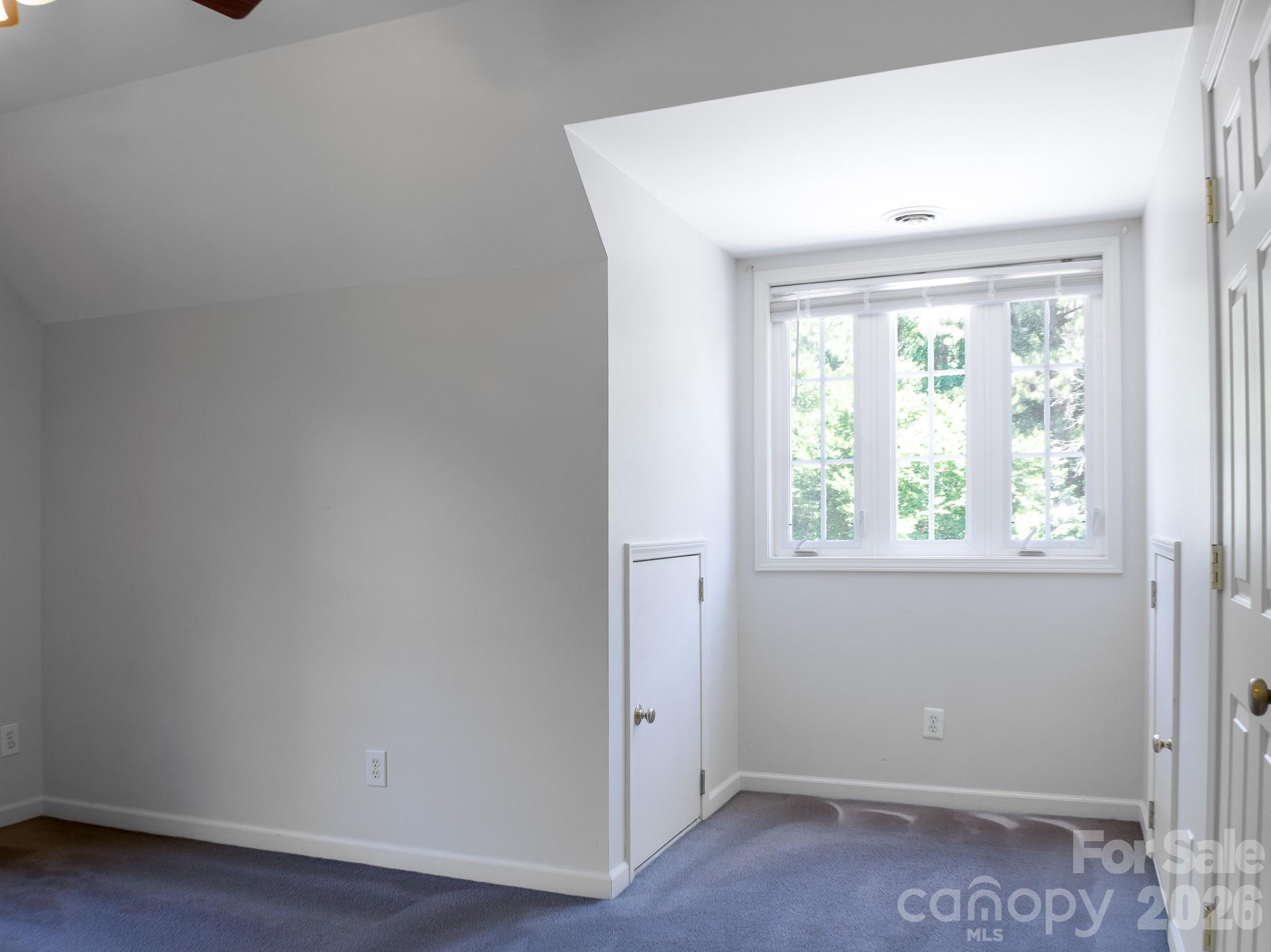 305 Imperial Way Property Photo 41