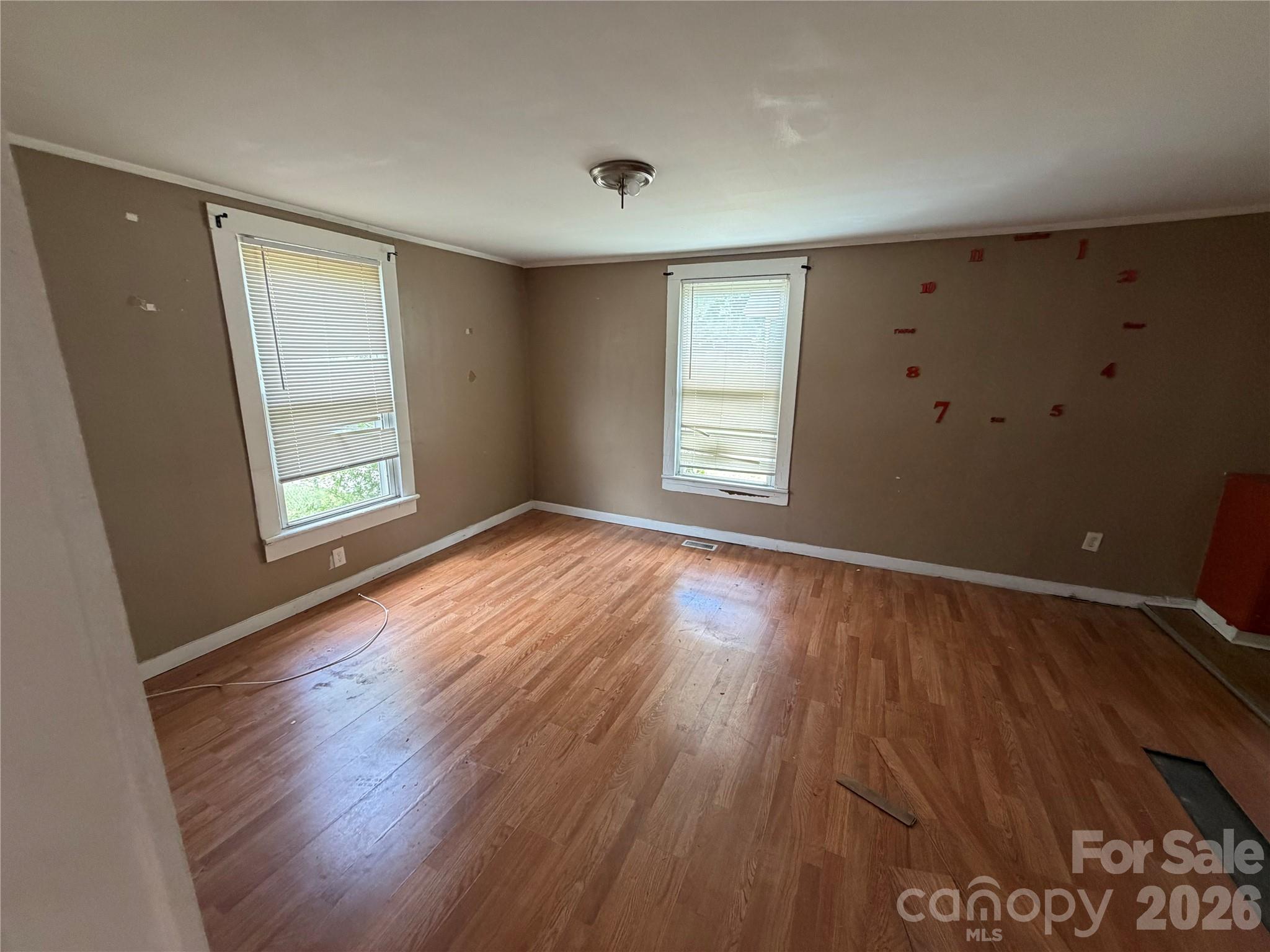 2528 Gardner Street Property Photo 2