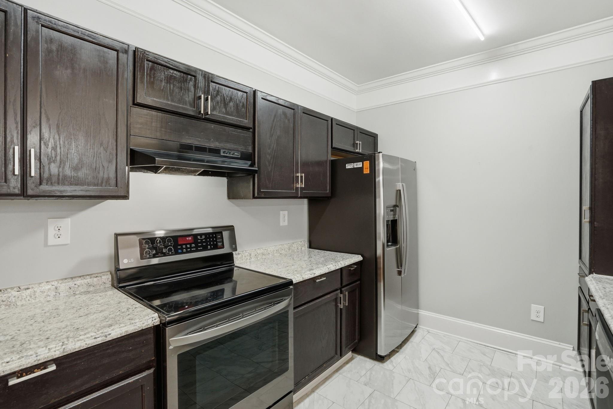 411 W Sullivan Street Property Photo 19