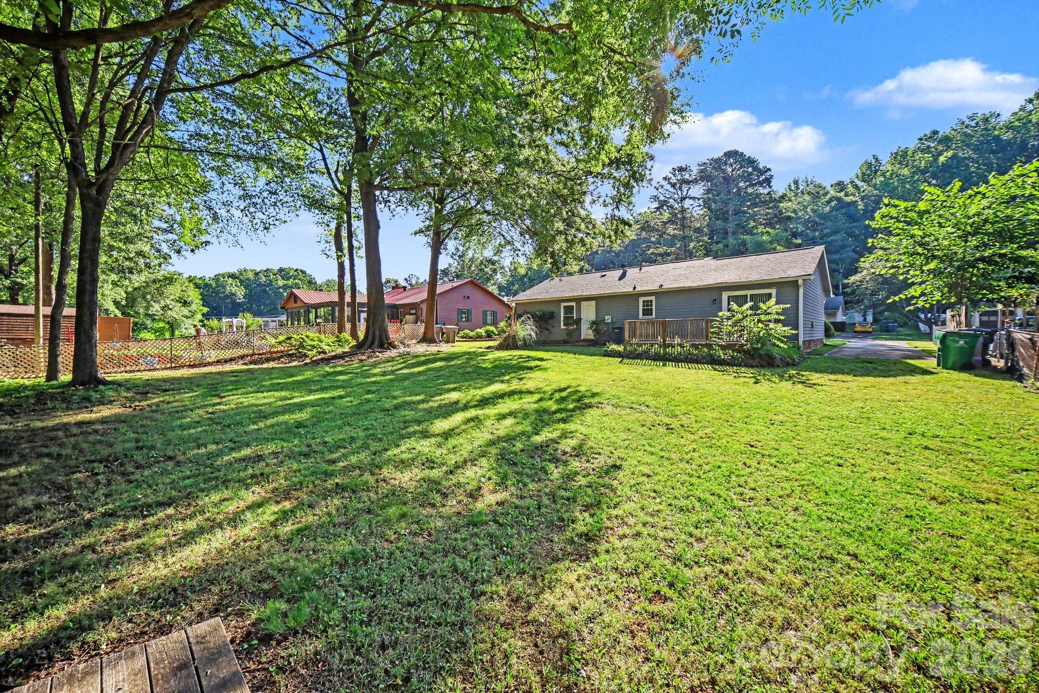 1530 Teddington Drive Property Photo 23