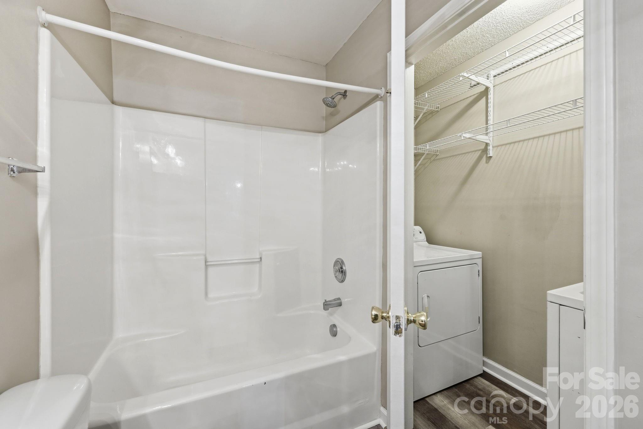 8230 Rudolph Road Property Photo 10