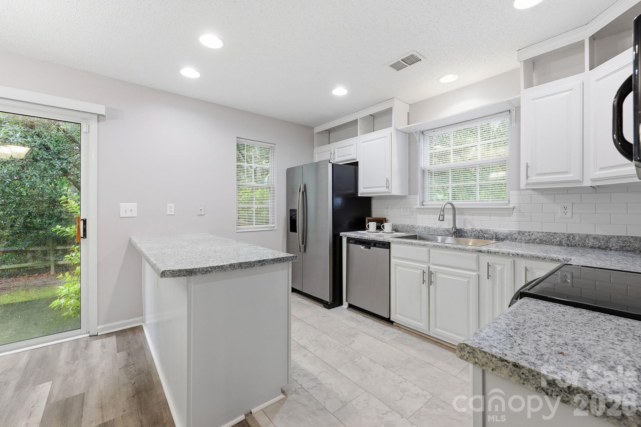8230 Rudolph Road Property Photo 12