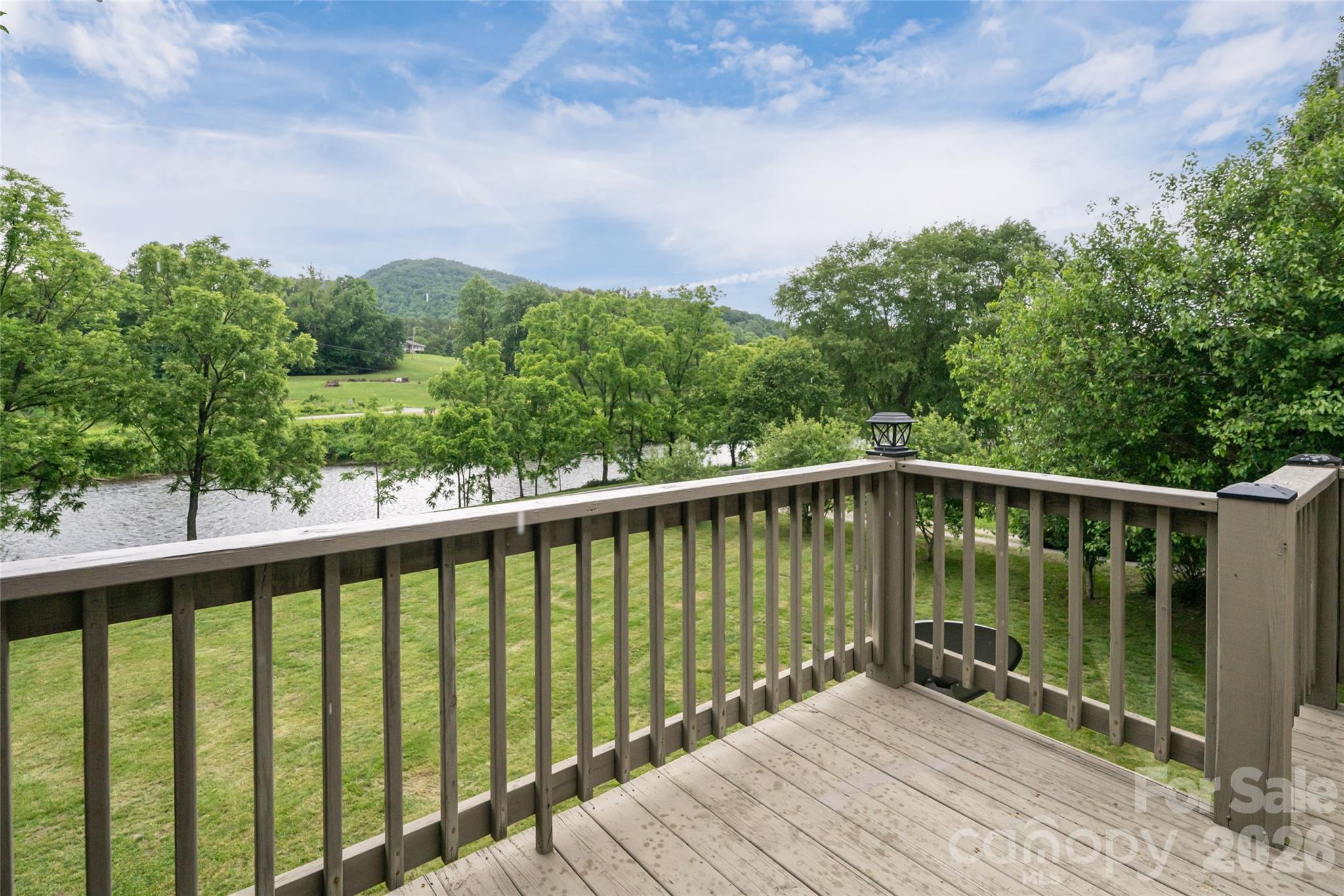 980 S River Road Property Photo 44
