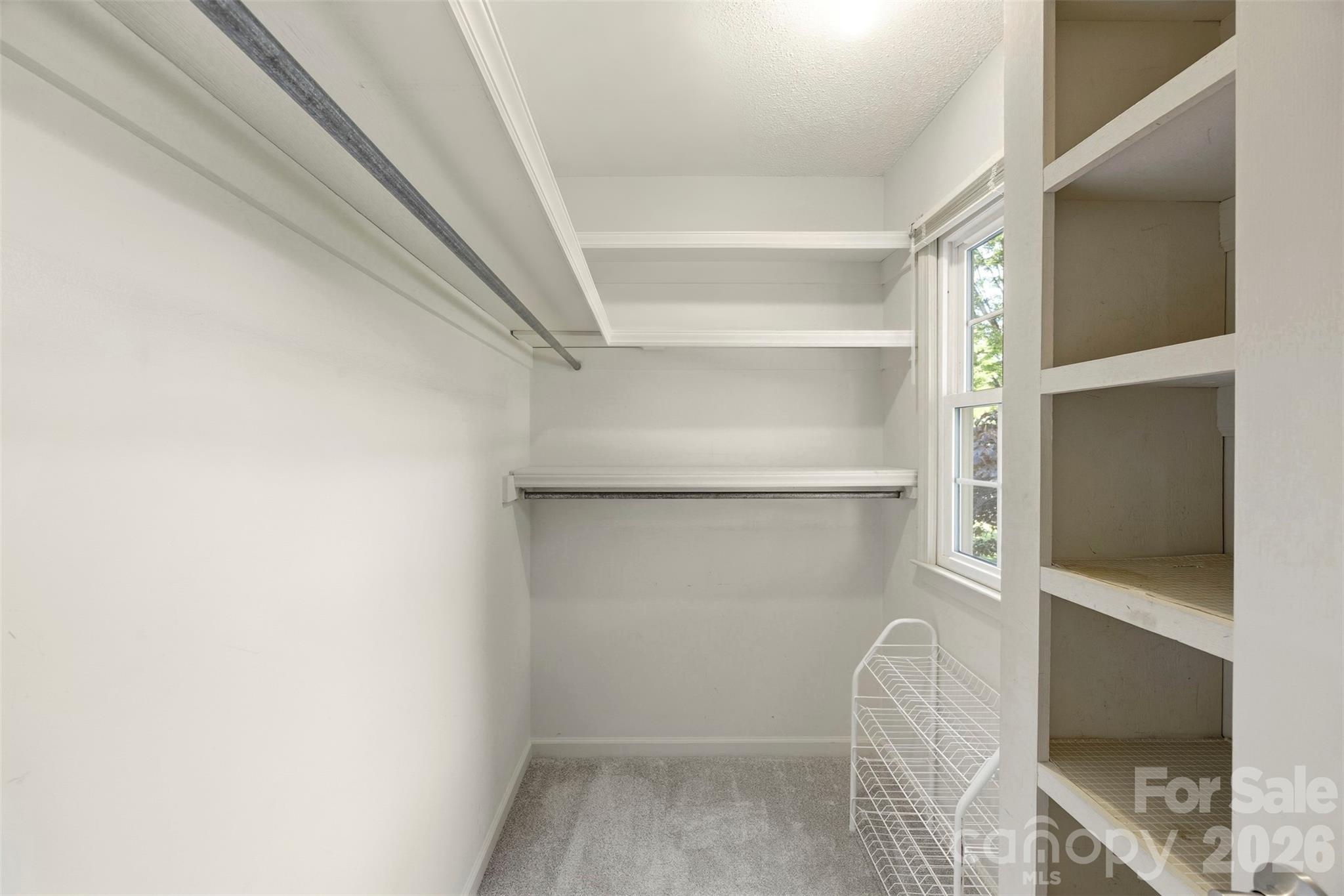 2106 Kings Drive Property Photo 21