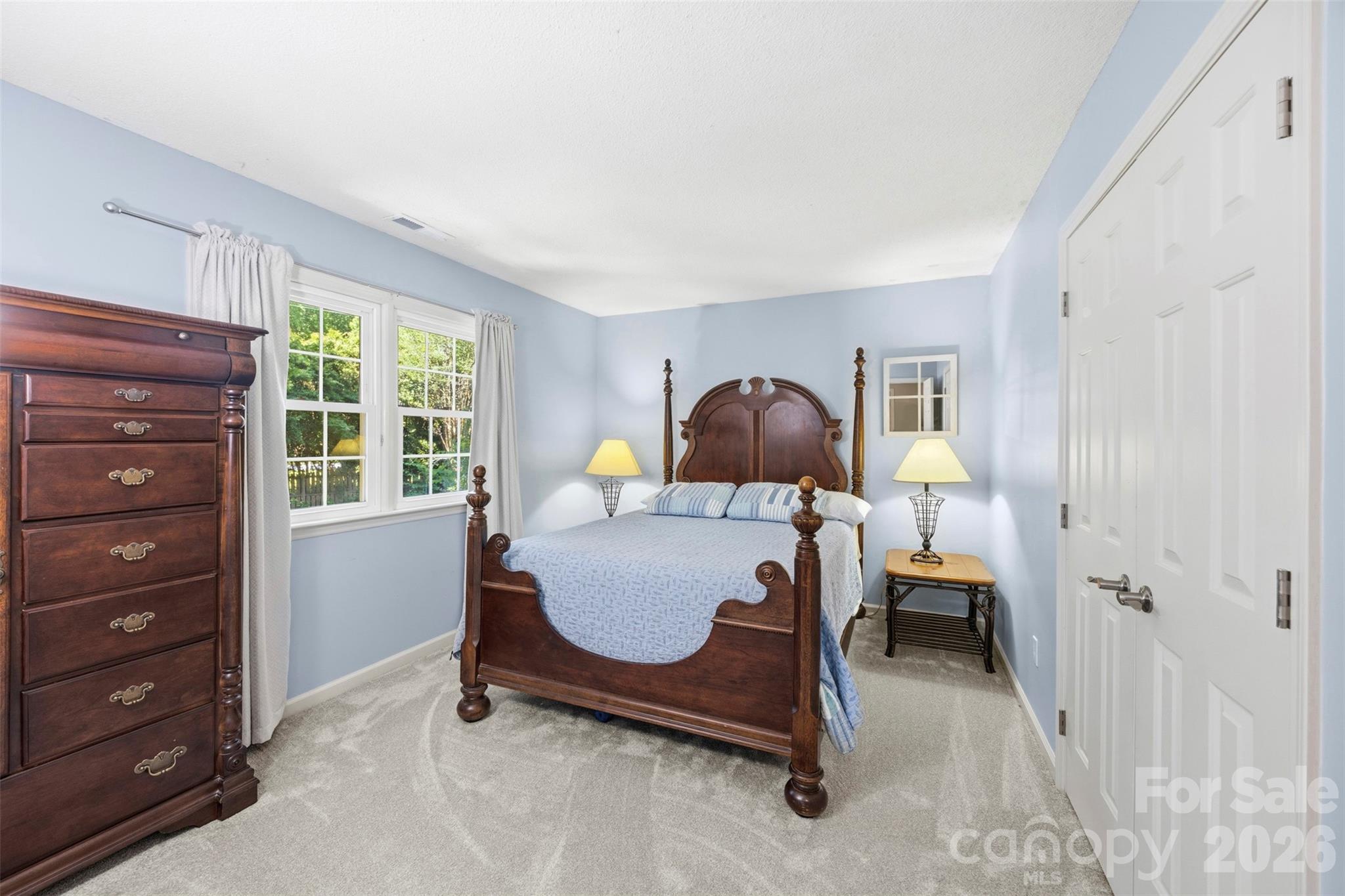 2106 Kings Drive Property Photo 25