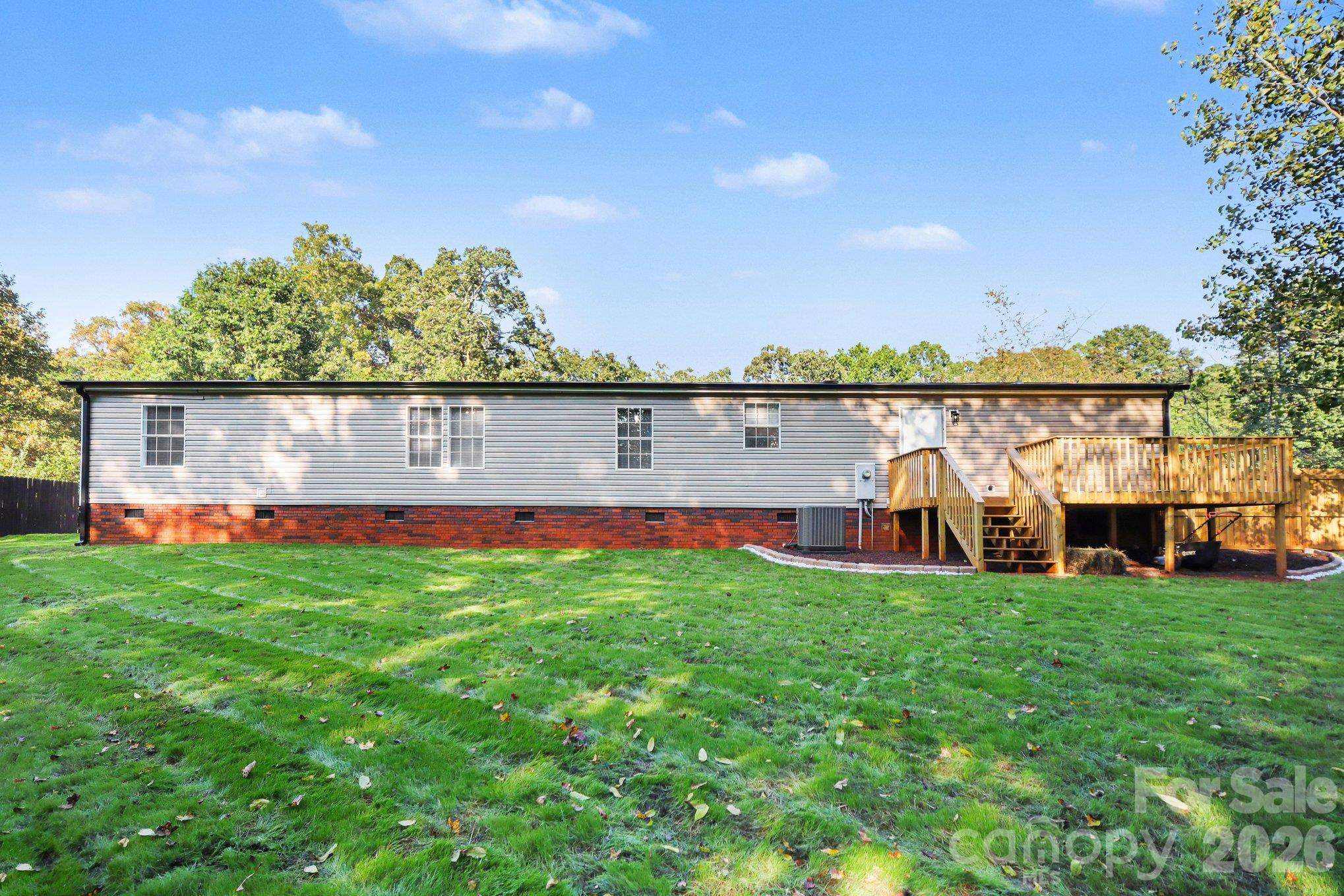 125 Heartwood Lane Property Photo 3