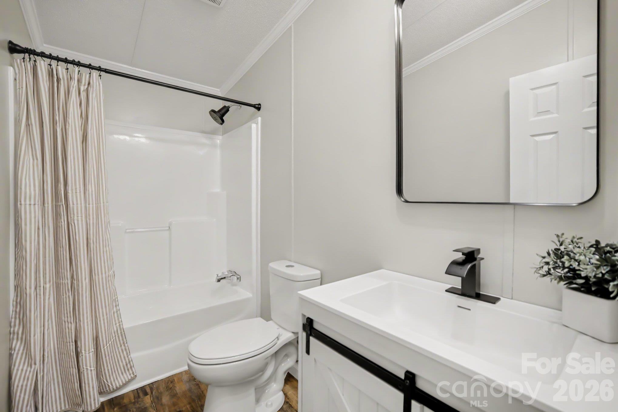 125 Heartwood Lane Property Photo 13