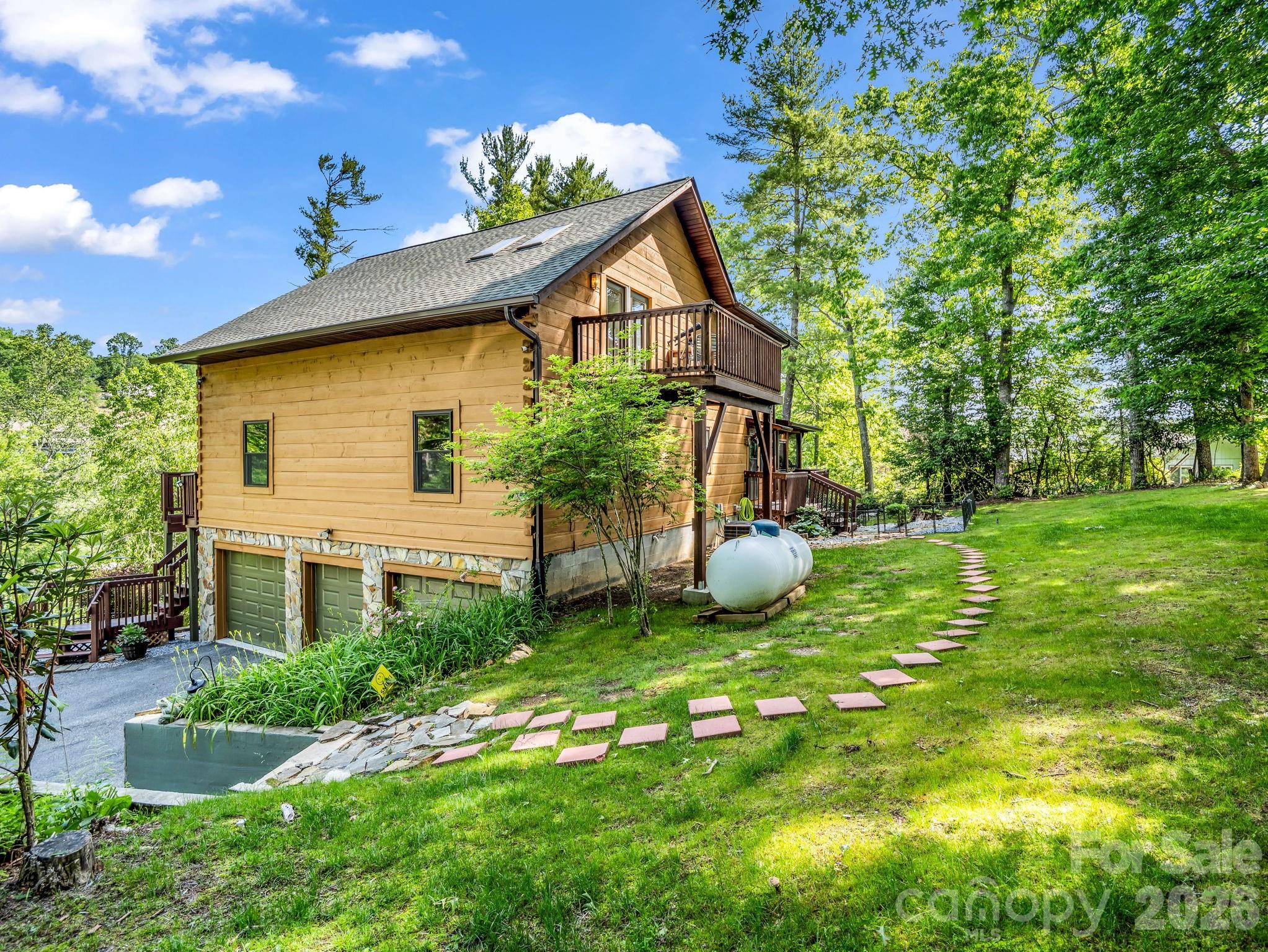 247 Woods Road Property Photo 4