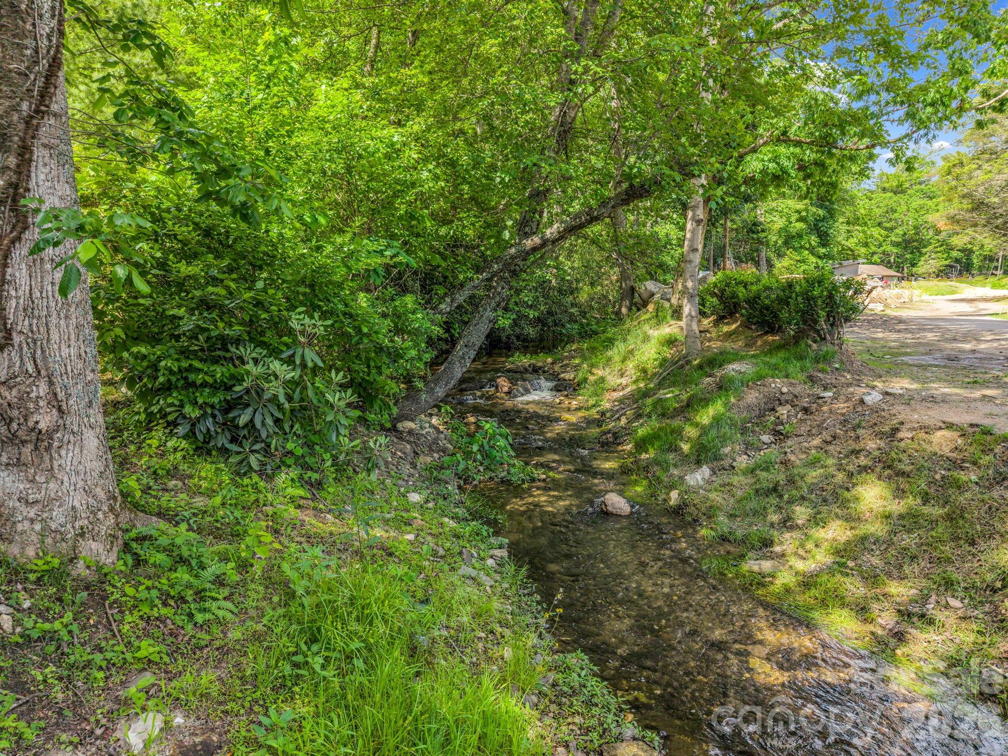 247 Woods Road Property Photo 6