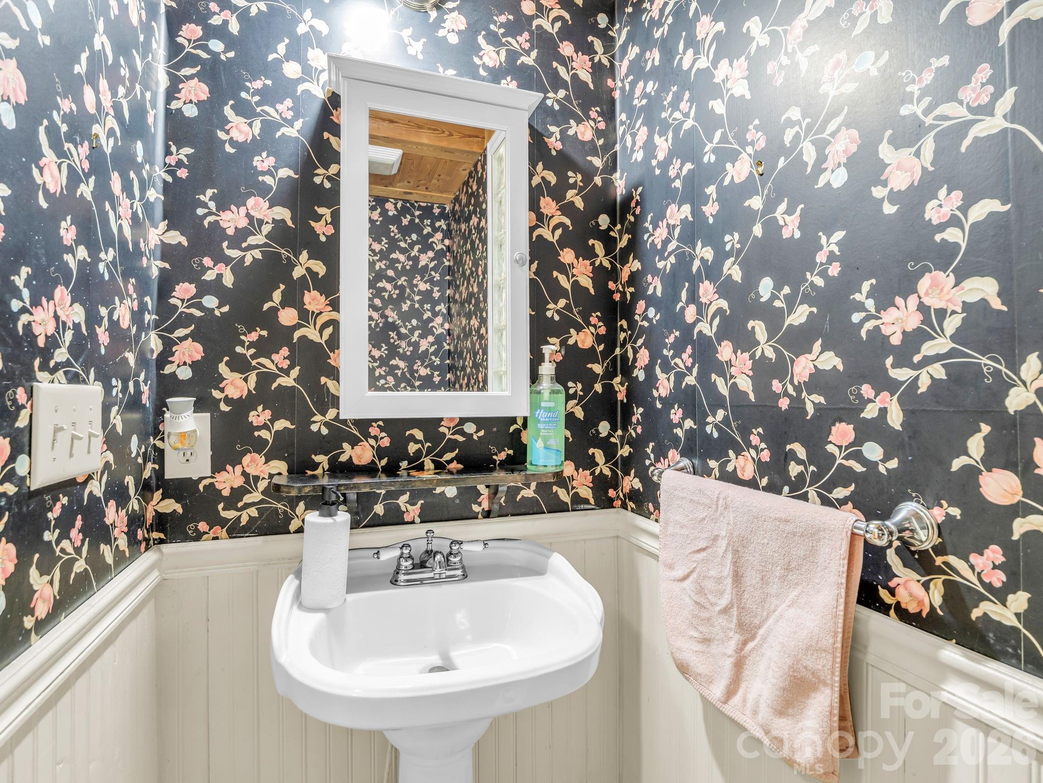 247 Woods Road Property Photo 18