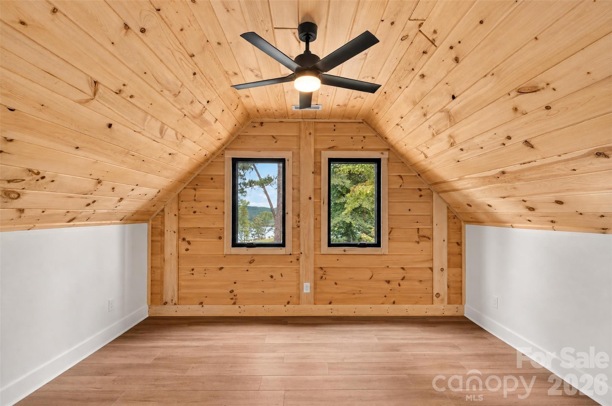 2199 Castle Peak Mountain Property Photo 22