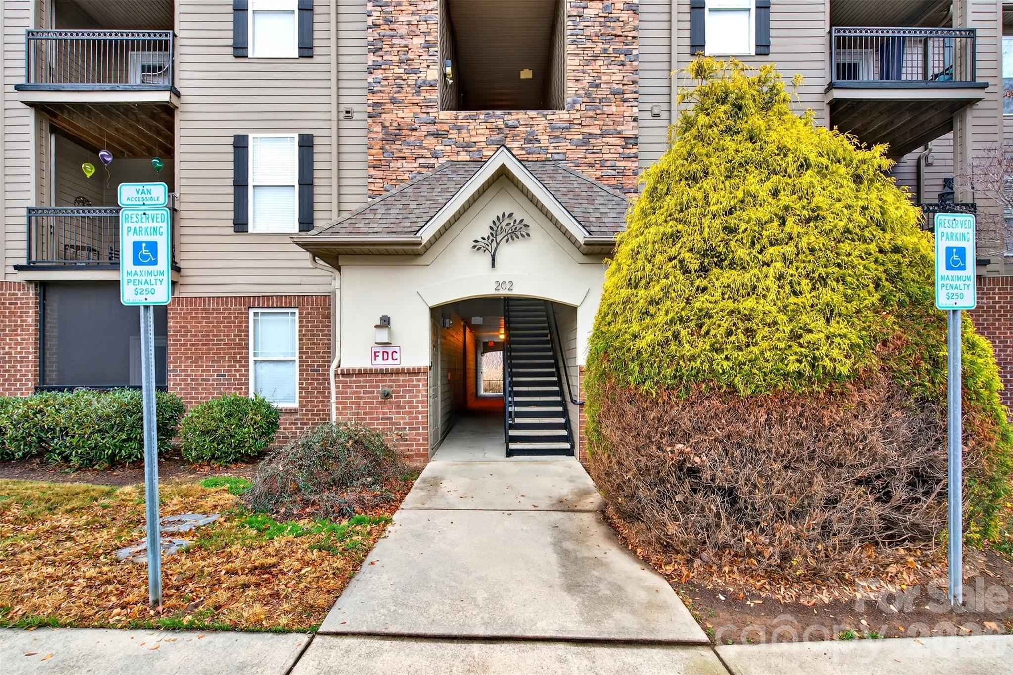 202 Brickton Village Circle 201 Property Photo 26