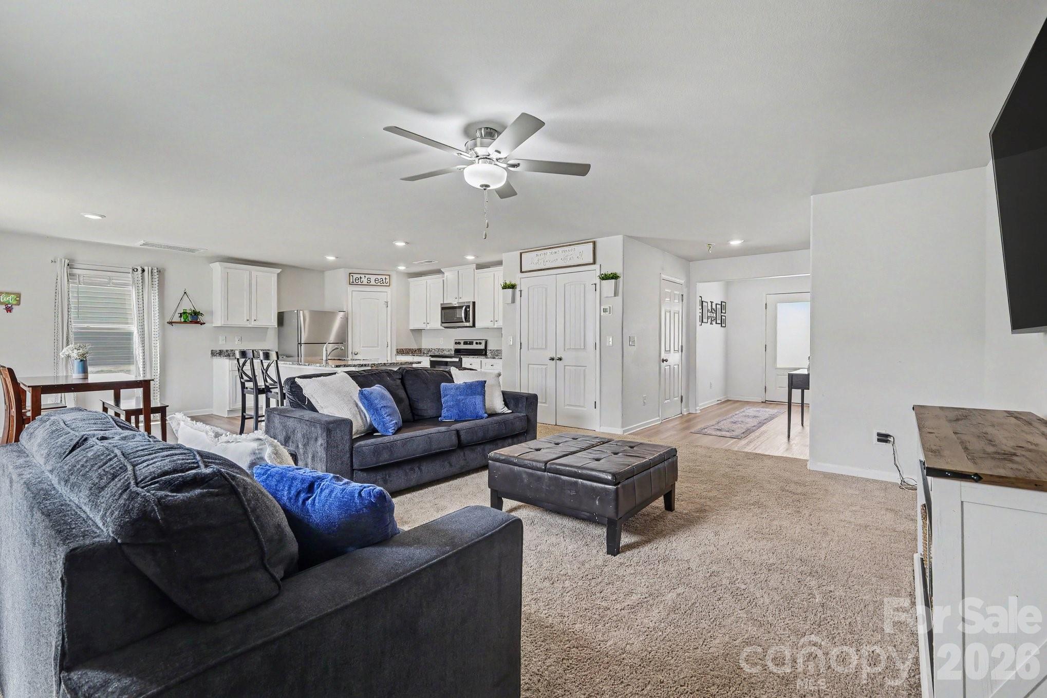 562 Lamorak Place Property Photo 4