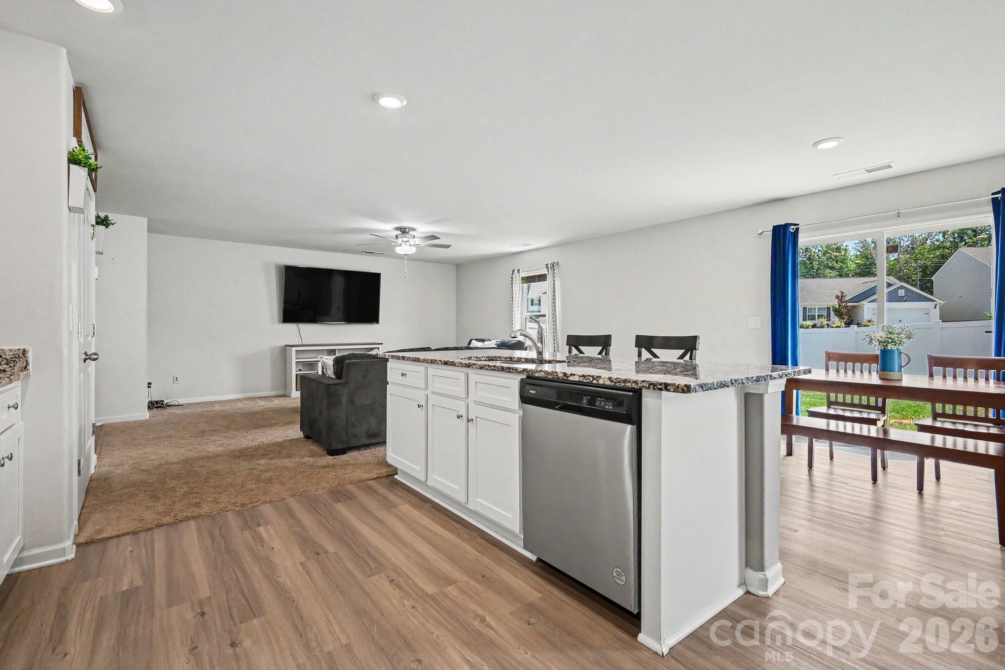 562 Lamorak Place Property Photo 9