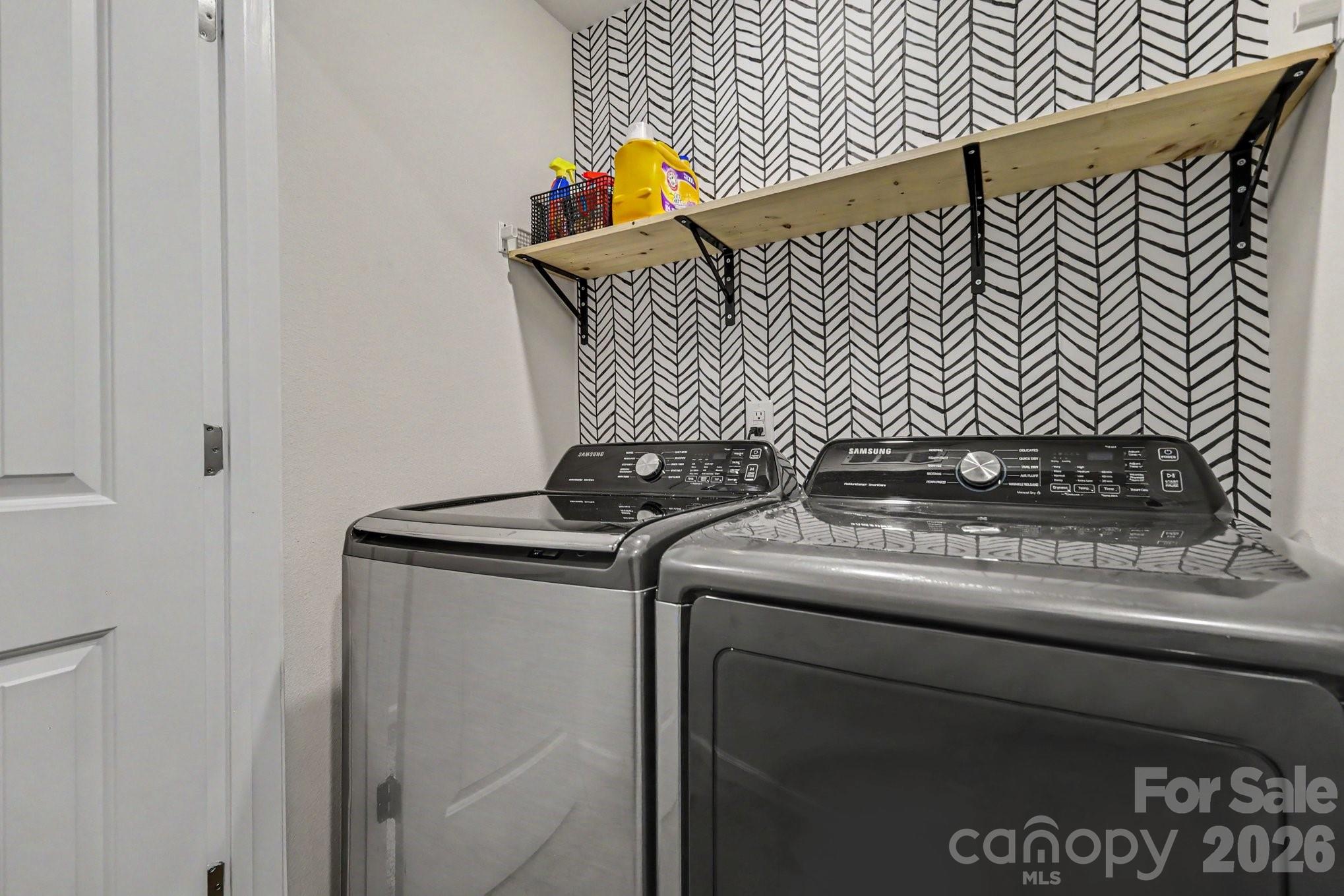 562 Lamorak Place Property Photo 16