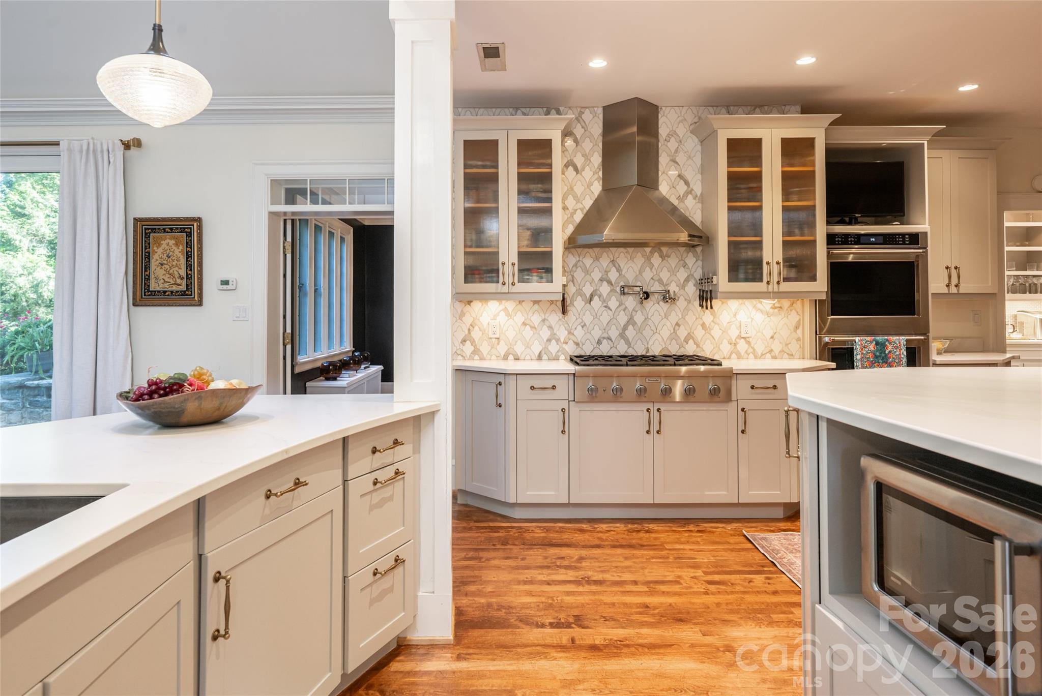 334 Vanderbilt Road Property Photo 15