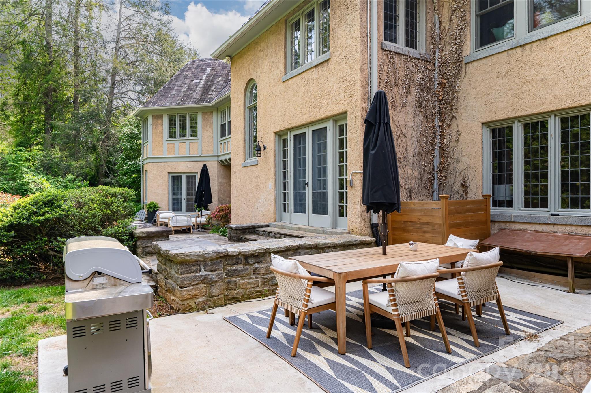 334 Vanderbilt Road Property Photo 45