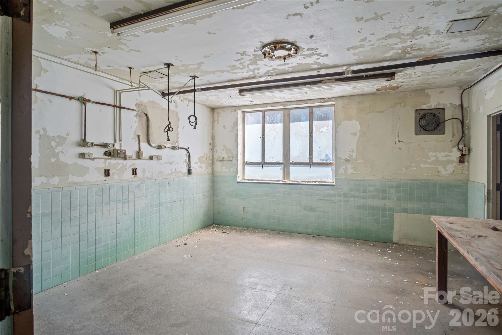 330 Carolina Drive Property Photo 20