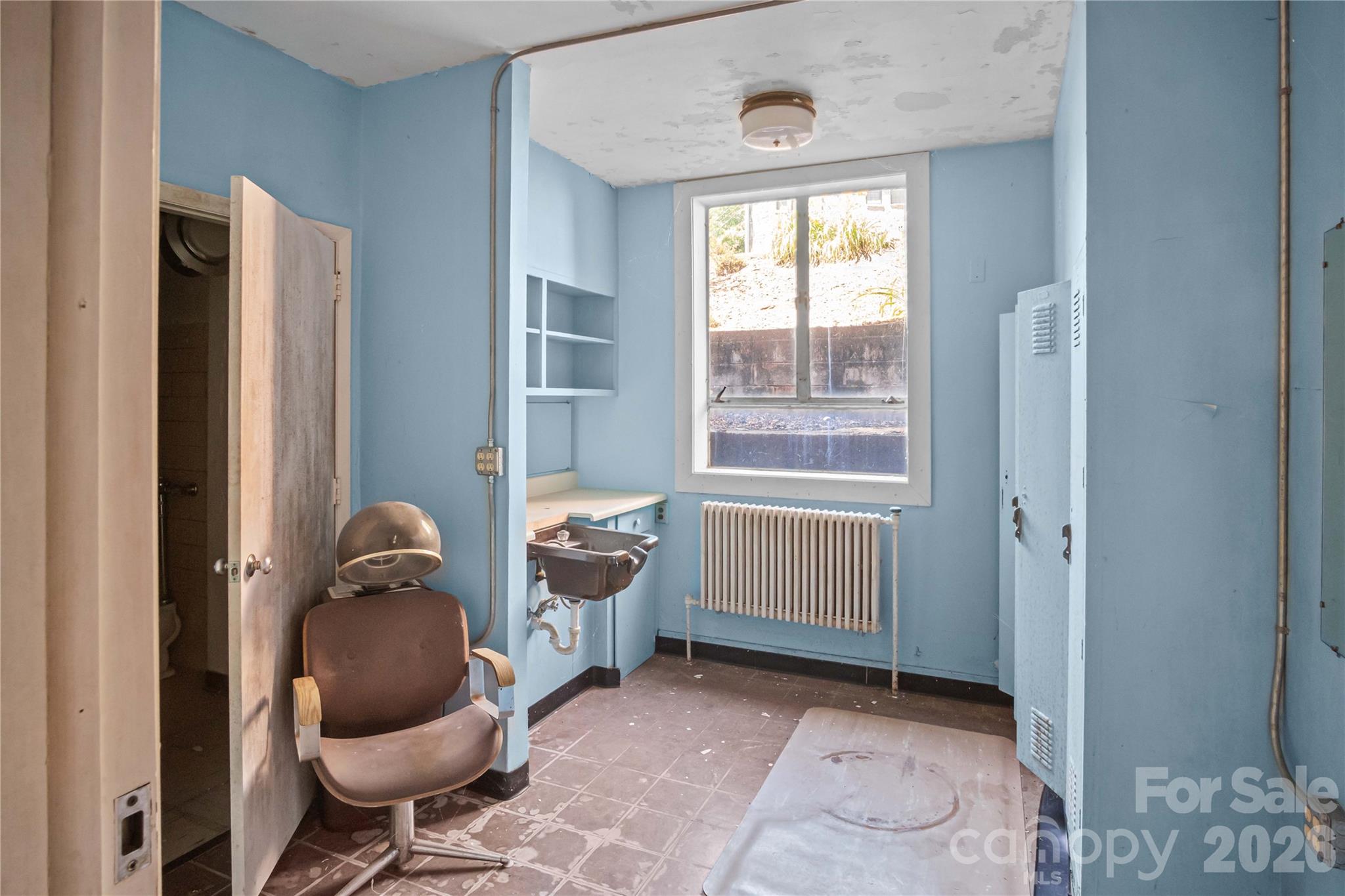 330 Carolina Drive Property Photo 22