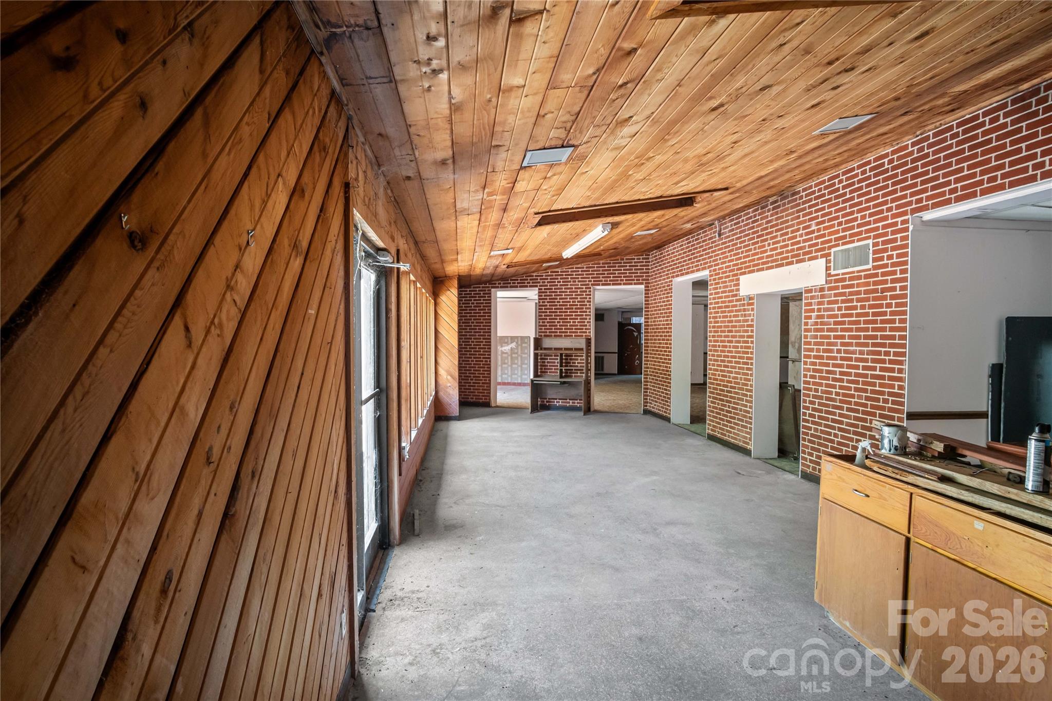 330 Carolina Drive Property Photo 26