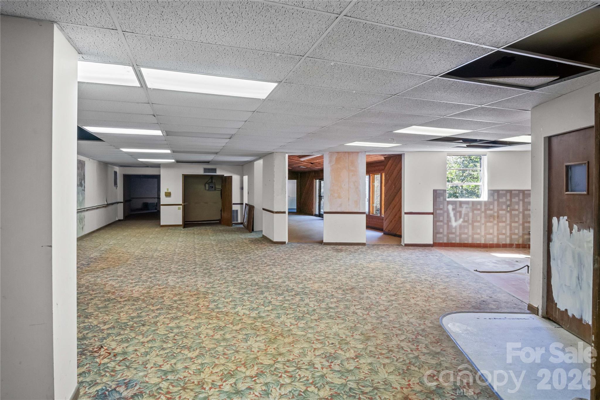 330 Carolina Drive Property Photo 30