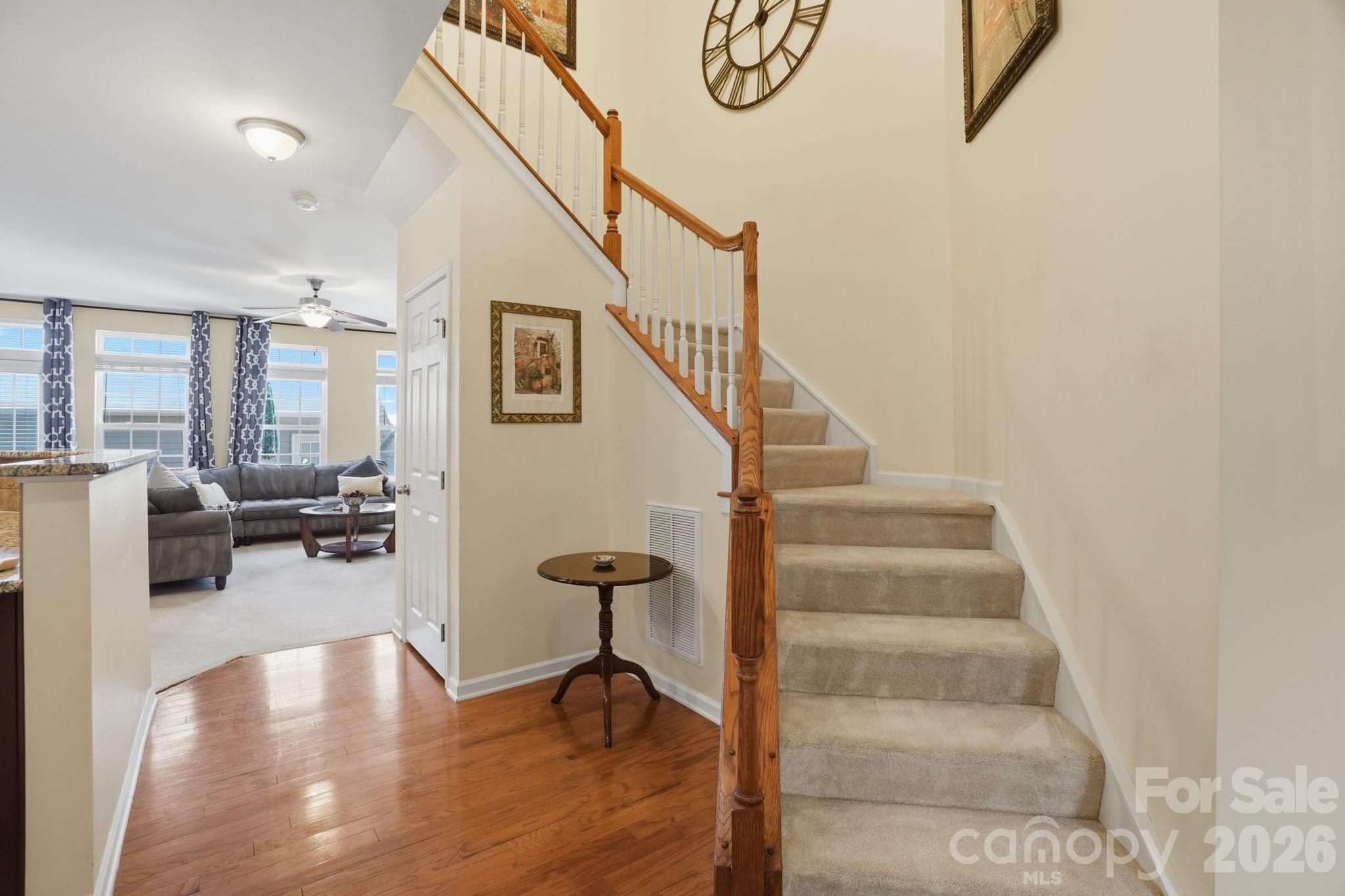 8157 Bridgegate Drive Property Photo 4