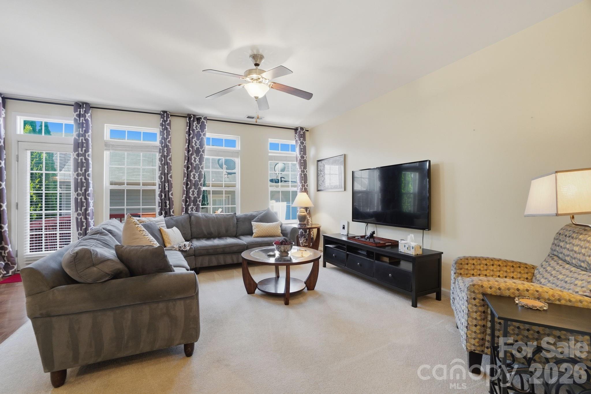 8157 Bridgegate Drive Property Photo 7