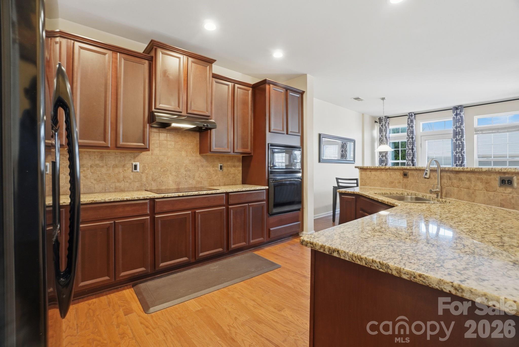 8157 Bridgegate Drive Property Photo 11