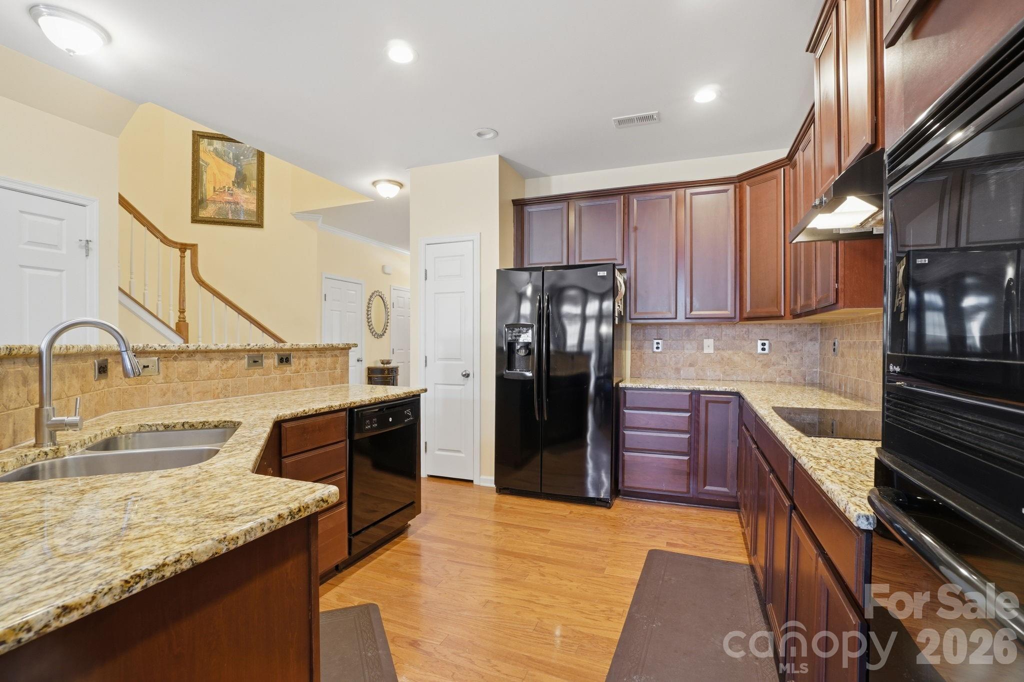 8157 Bridgegate Drive Property Photo 12