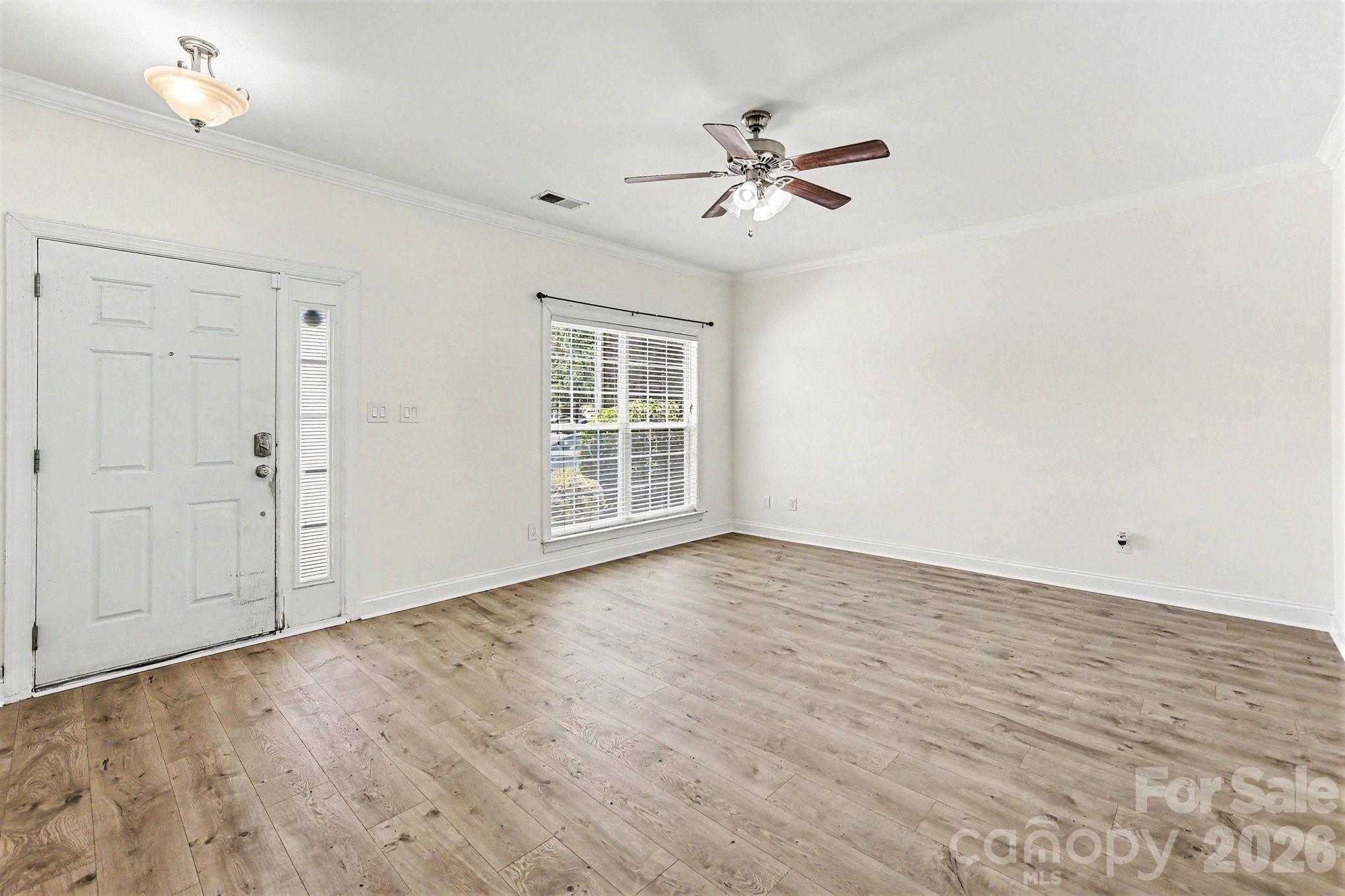 4704 Chantress Lane Property Photo 5