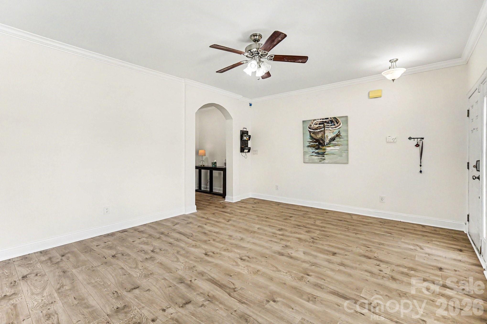 4704 Chantress Lane Property Photo 7