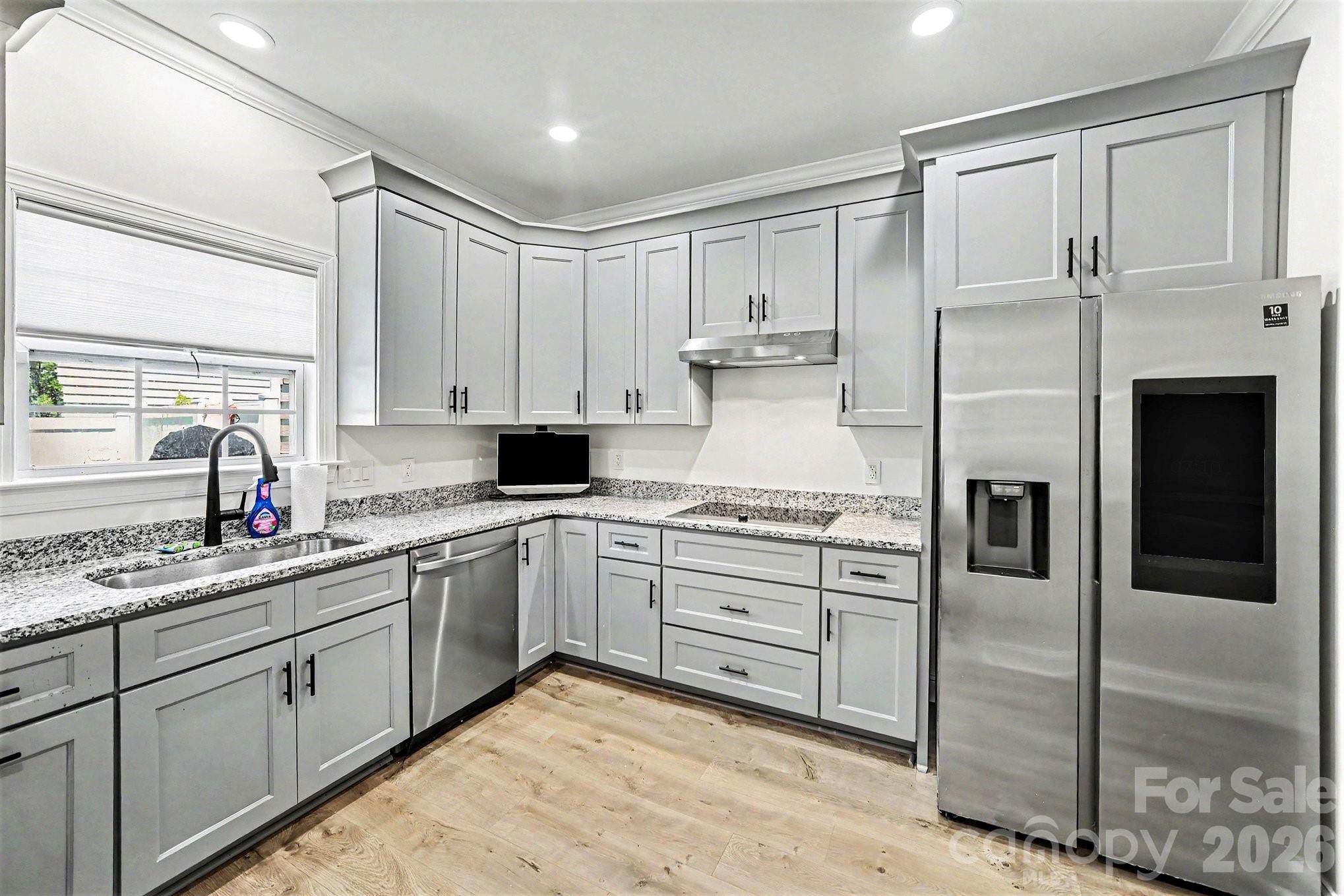 4704 Chantress Lane Property Photo 12