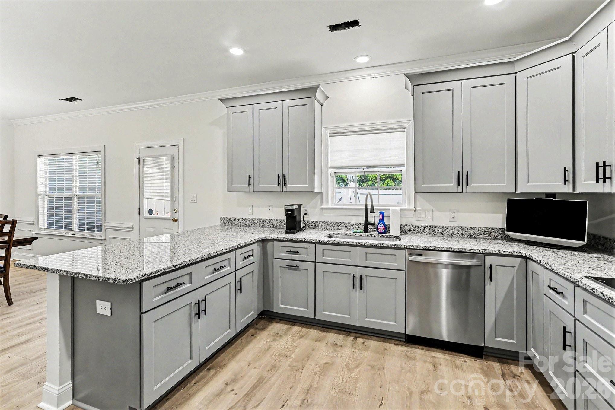 4704 Chantress Lane Property Photo 13
