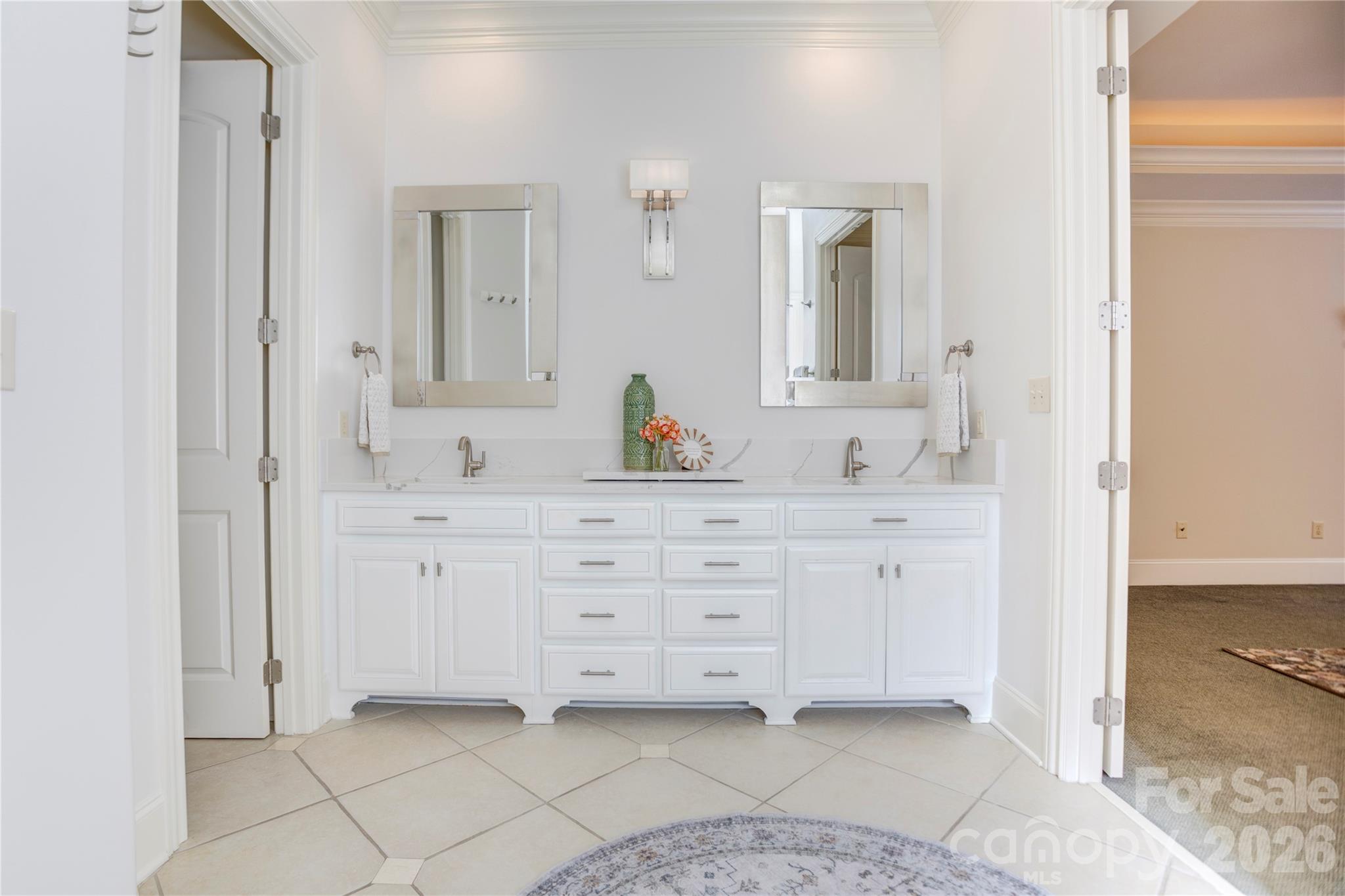6005 Willowood Road Property Photo 20