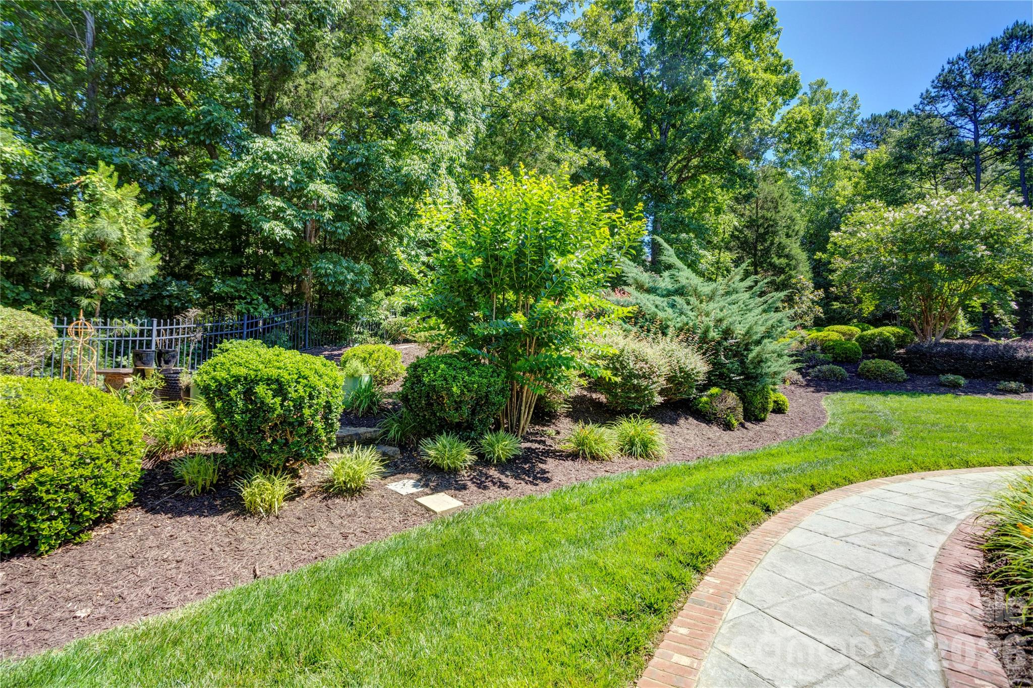 6005 Willowood Road Property Photo 41