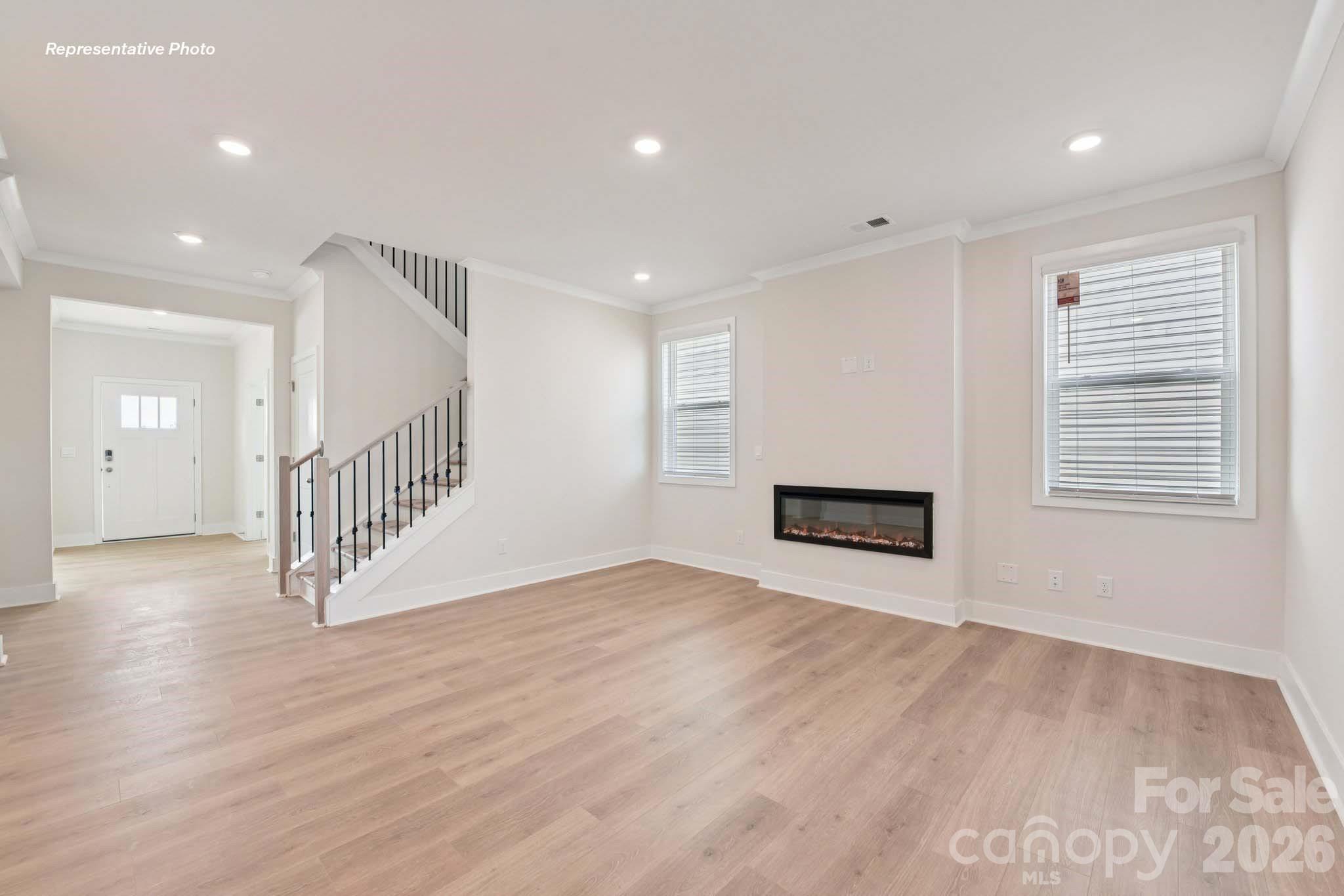 124 Waterfall Valley Way Property Photo 8