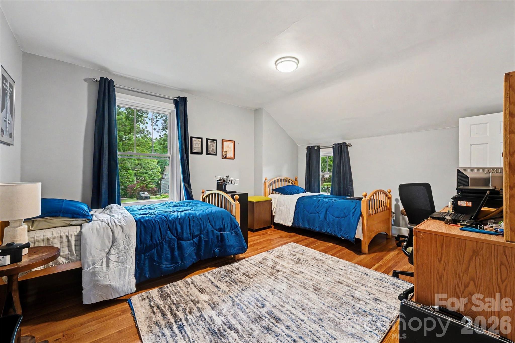 855 W Marion Street Property Photo 20