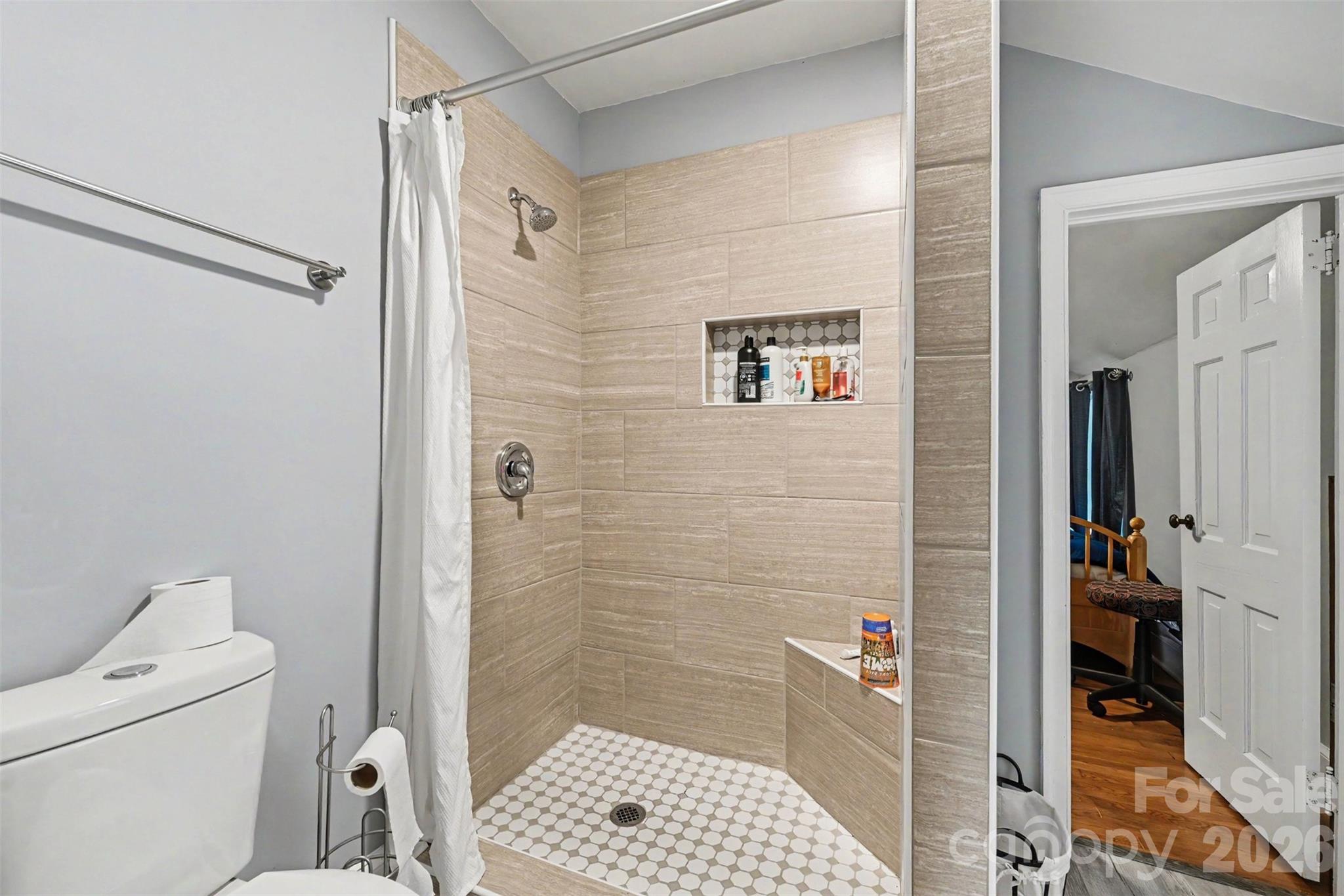 855 W Marion Street Property Photo 21
