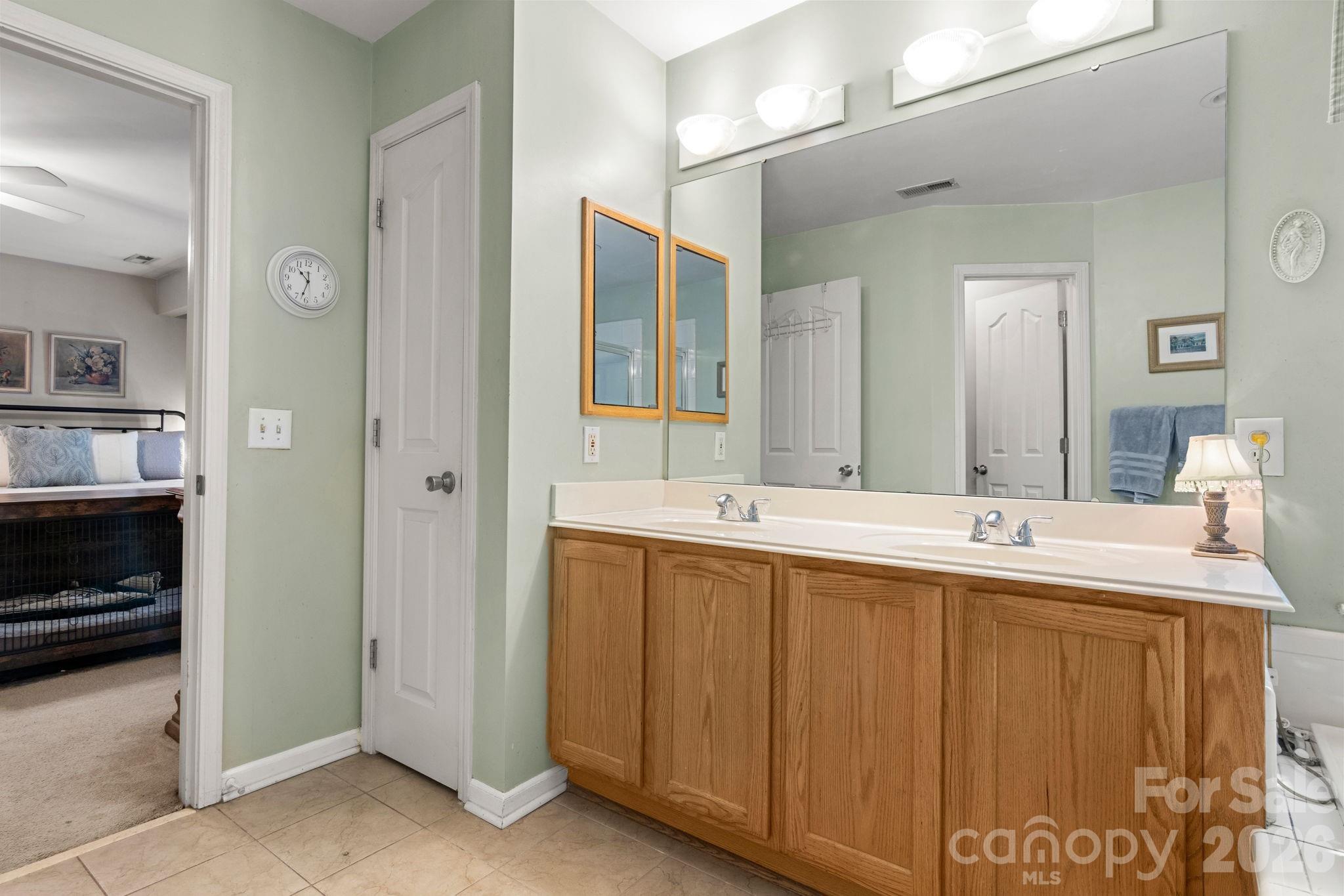 324 Brixham Place Property Photo 27
