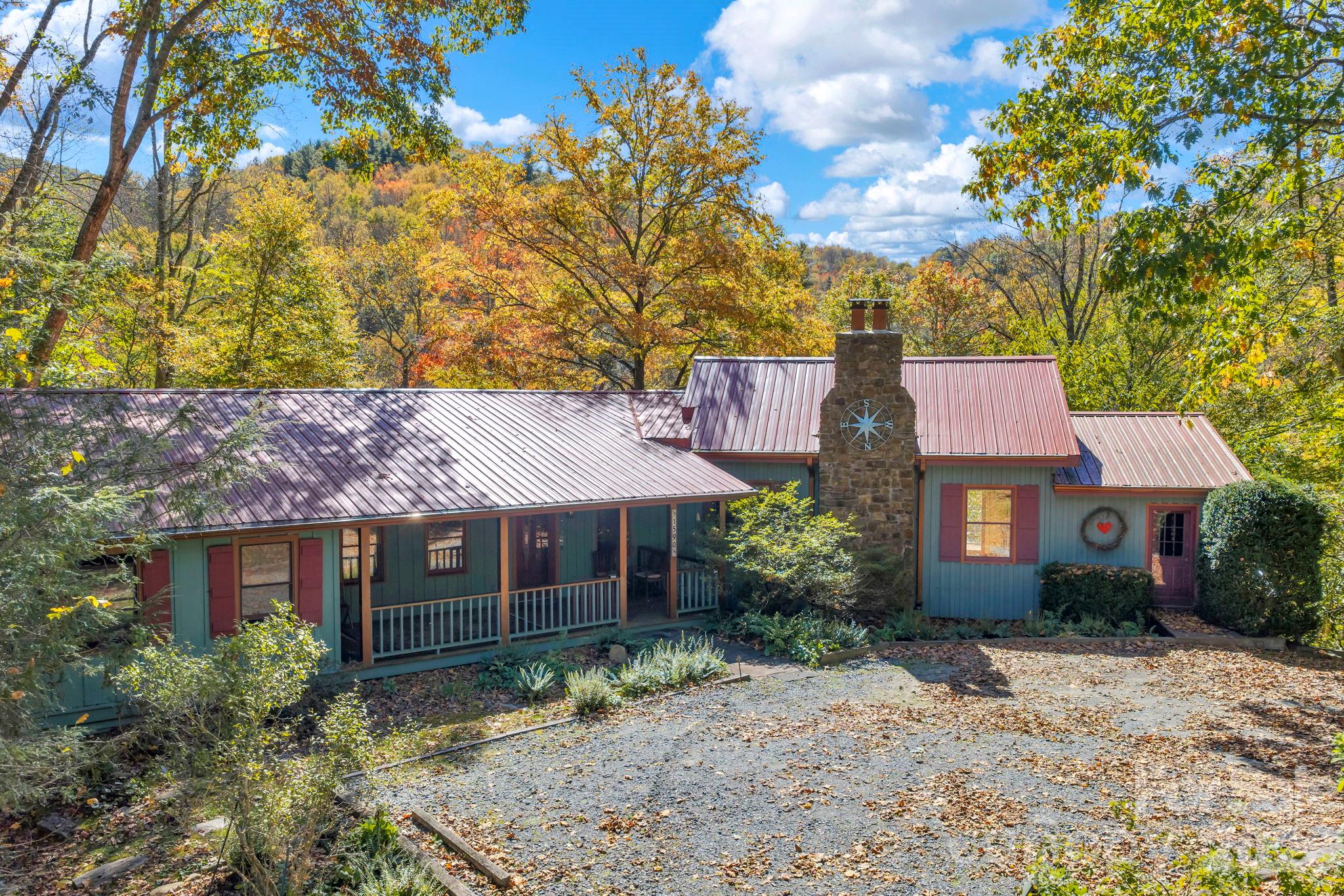 1590 Shulls Mill Road Property Photo 3