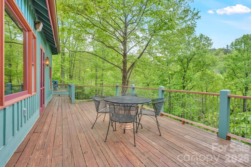 1590 Shulls Mill Road Property Photo 16