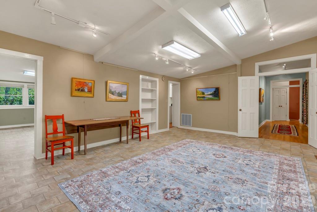 1590 Shulls Mill Road Property Photo 23