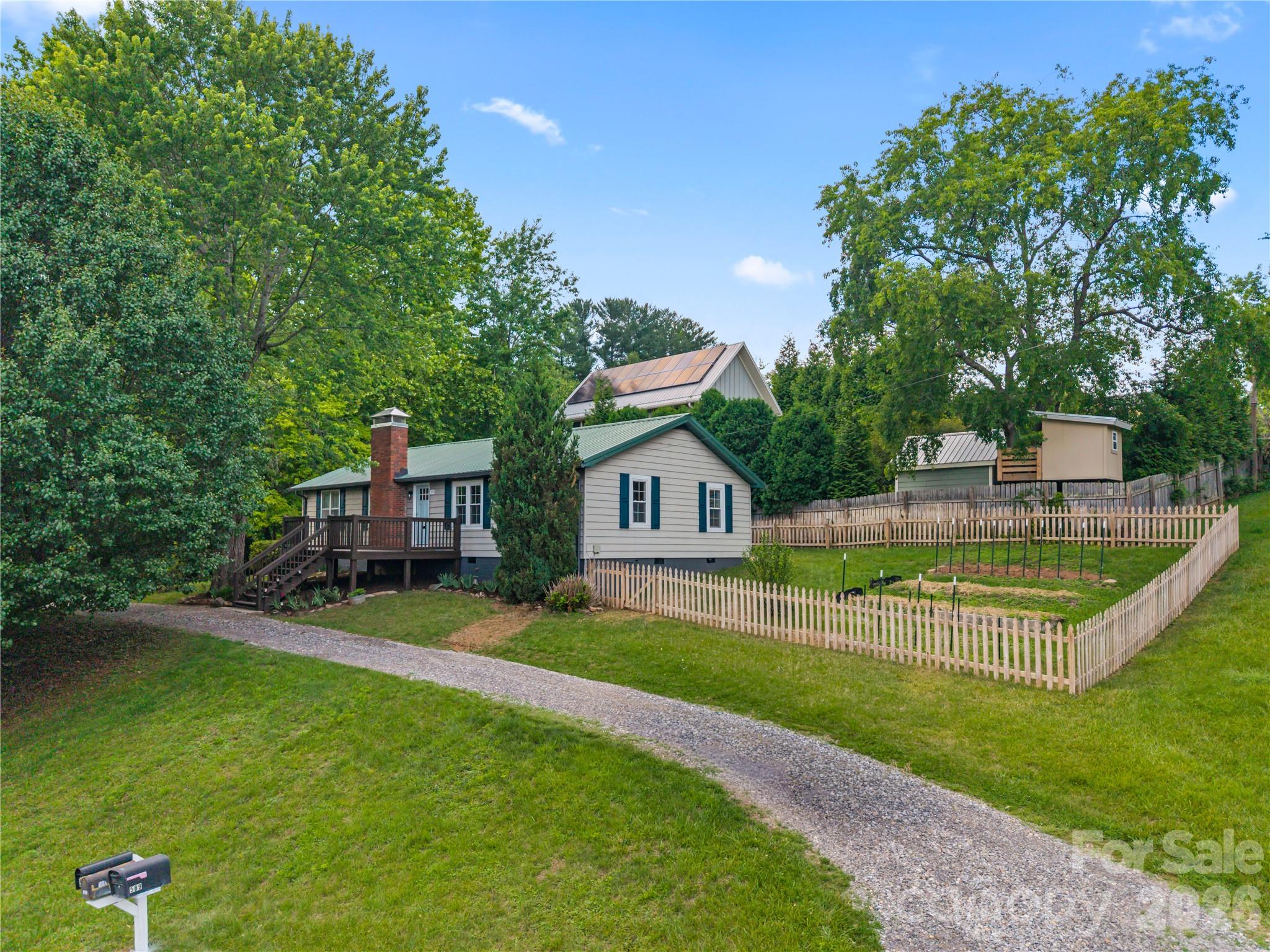 589 Sand Hill Road Property Photo 4